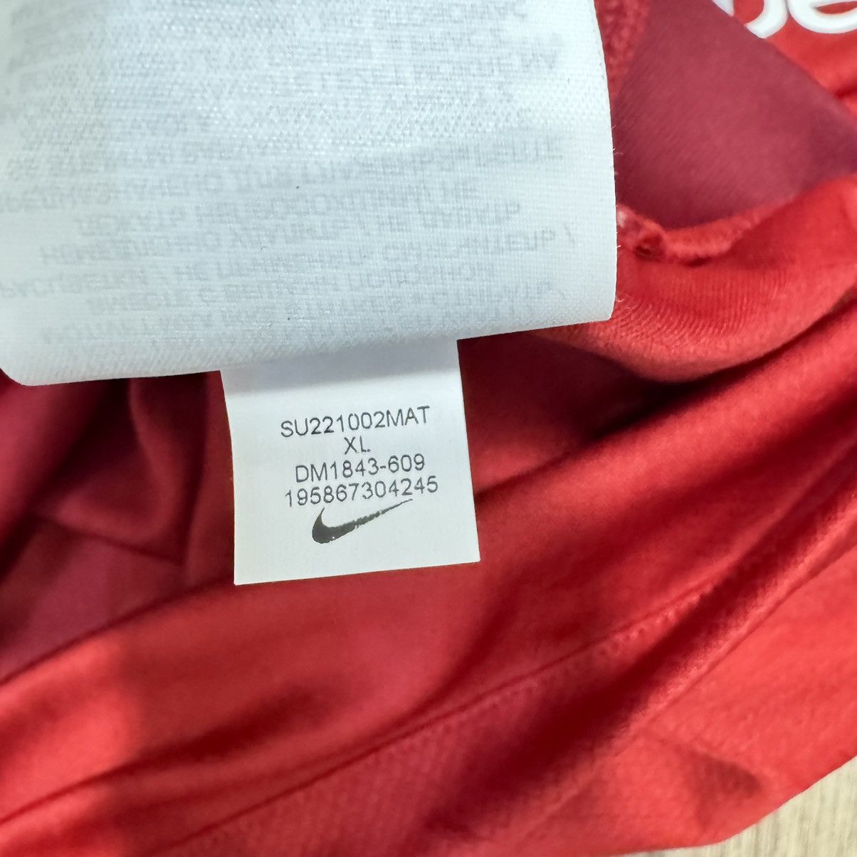 Nike Liverpool 23/24 home shirt #27 Darwin (bnwt) Size US XL / EU 56 / 4 - 10 Thumbnail