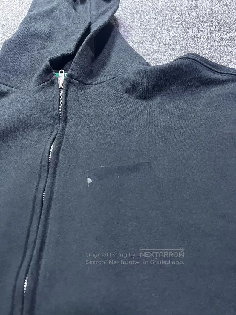 Balenciaga Balenciaga Solid Color Sticker Zip-Up Hooded Sweatshirt Ja Size US S / EU 44-46 / 1 - 7 Thumbnail