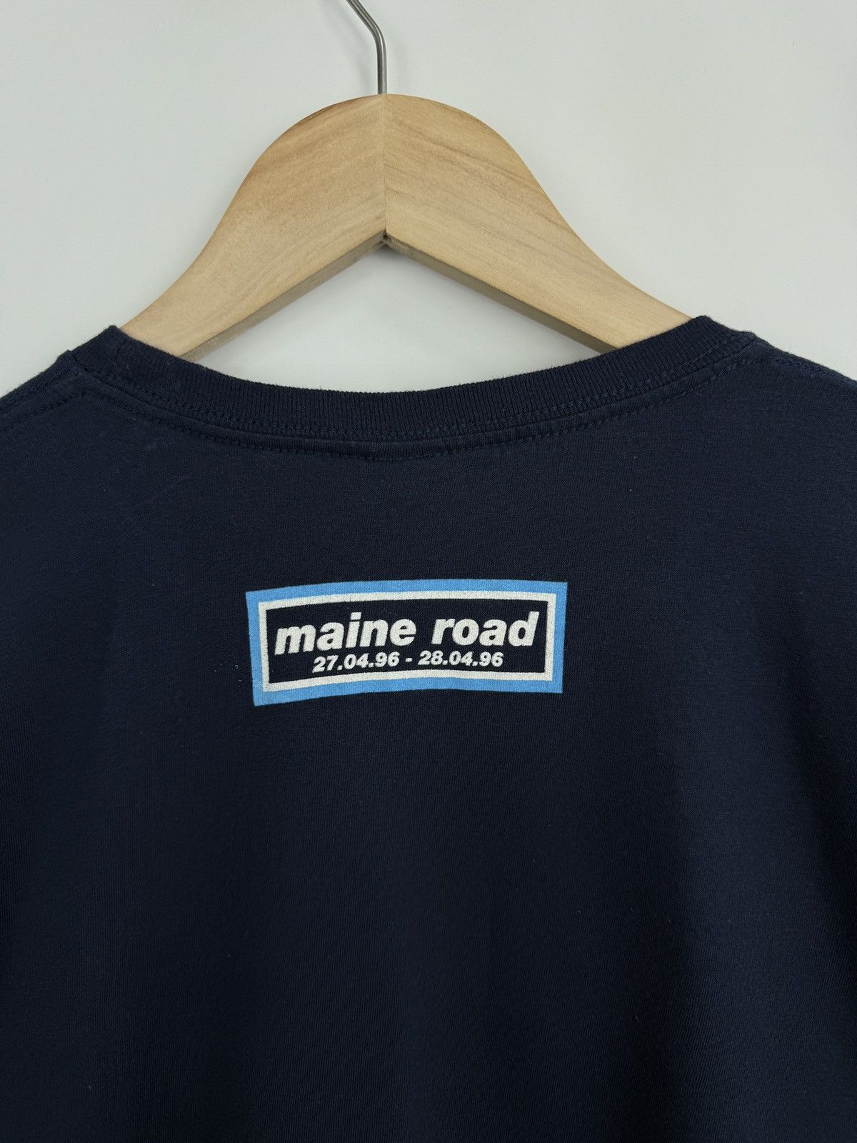 Band Tees 🇬🇧 Vintage Oasis Maine Road 96 T-Shirt Liam Gallagher 2024 Size US M / EU 48-50 / 2 - 7 Thumbnail