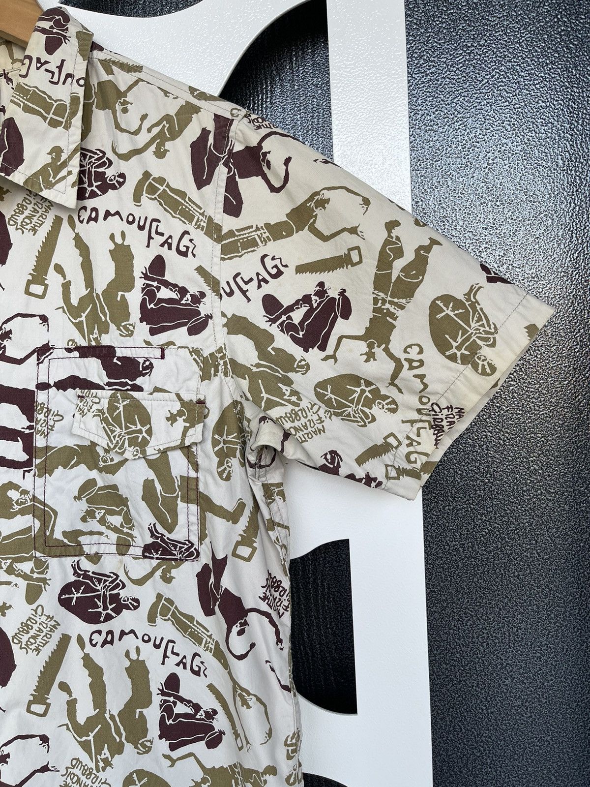 Marithe + Francois Girbaud MARITHE FRANCOIS GIRBAUD CAMO PRINT BUTTON UP SHIRT Size US M / EU 48-50 / 2 - 3 Thumbnail