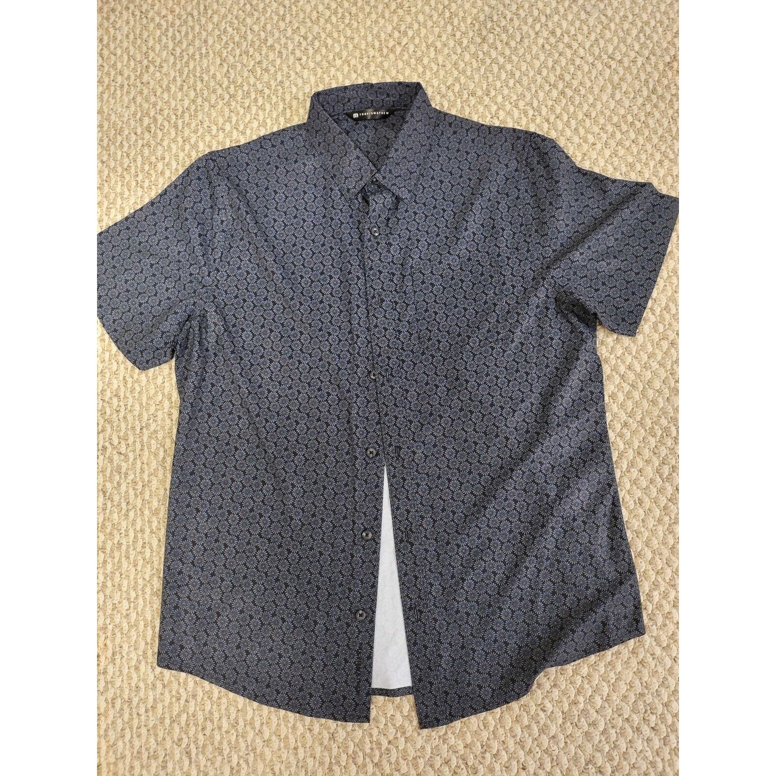 TravisMathew Travis Matthew Mens Short Sleeve Button Up Size Medium Size US M / EU 48-50 / 2 - 1 Thumbnail