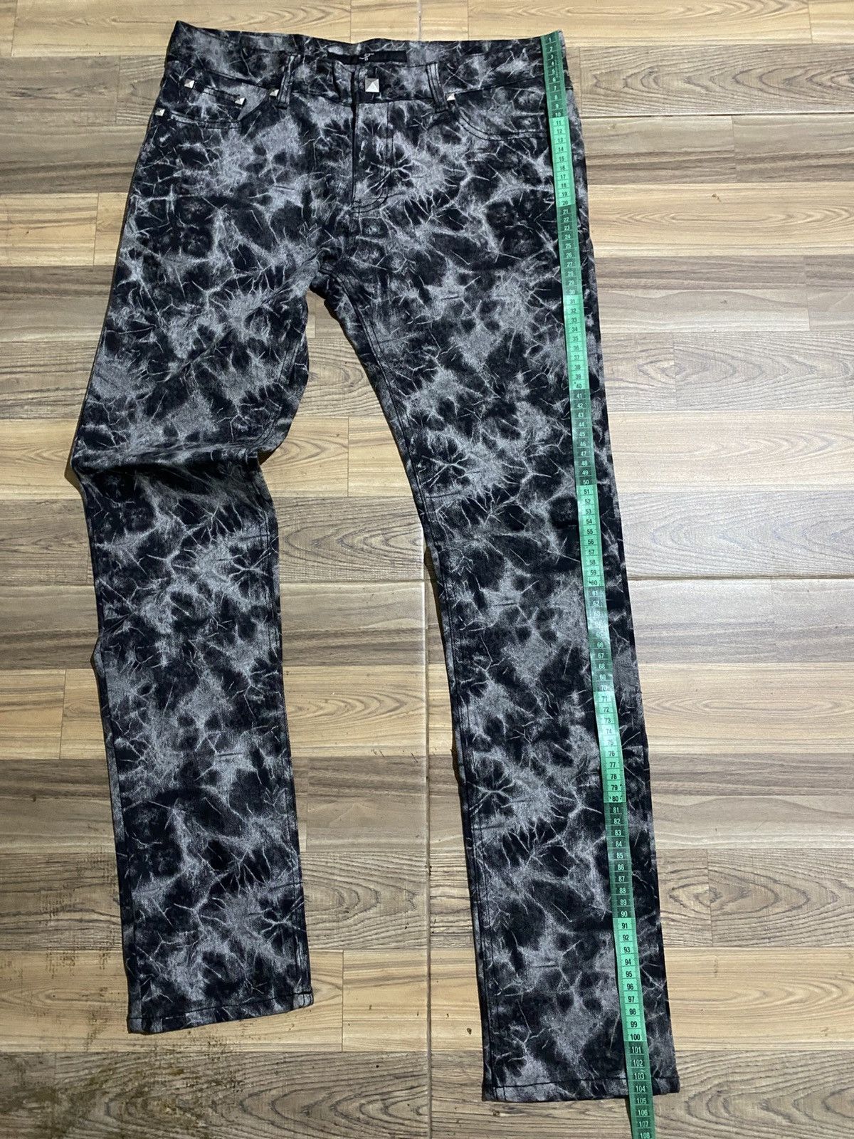 NO ID NO ID SPLATTER STUDDED SKINNY PANTS Size US 30 / EU 46 - 16 Thumbnail