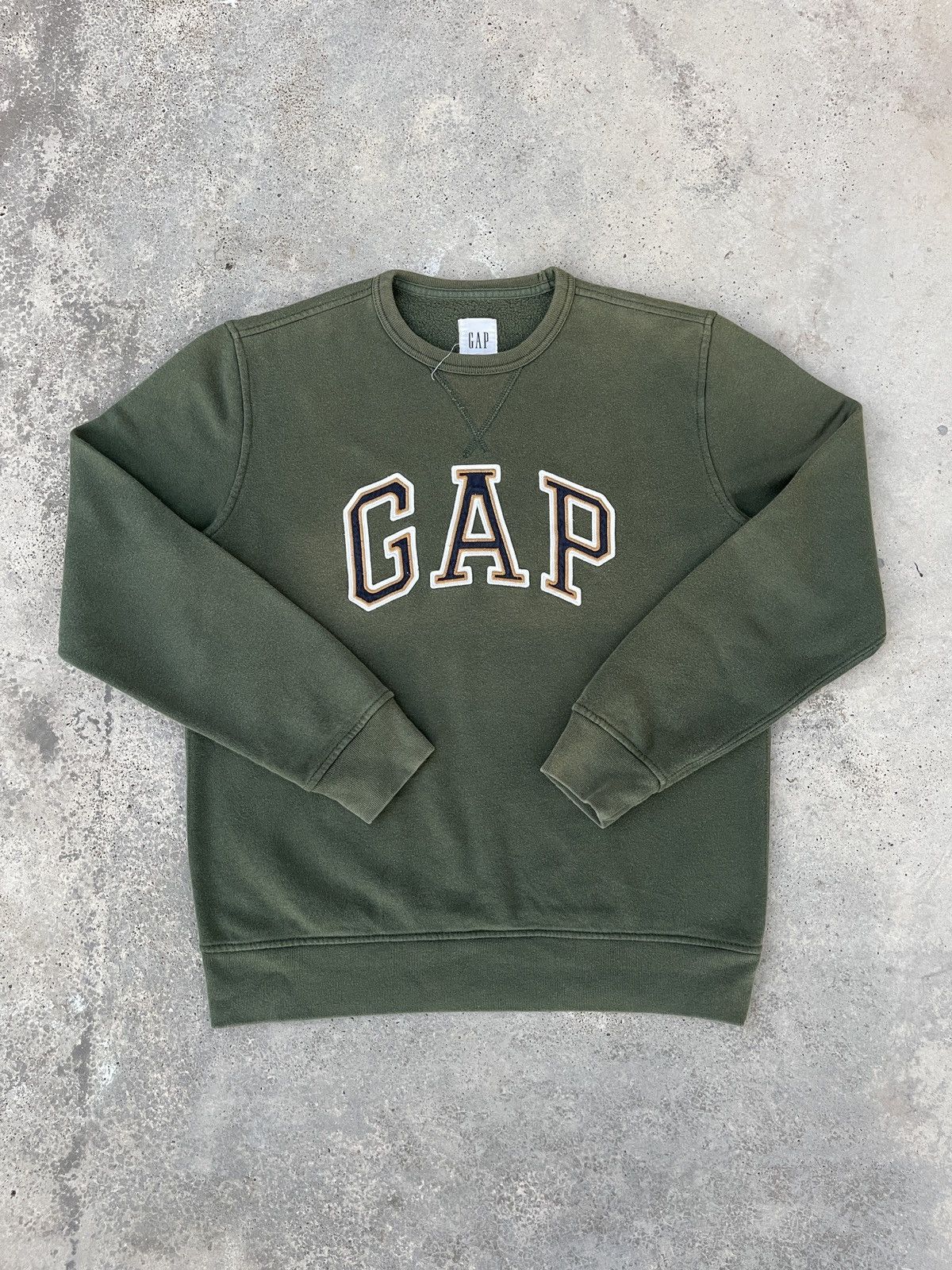 Gap × Vintage Vintage Faded Gap Big Logo Sweatshirt Size US M / EU 48-50 / 2 - 1 Thumbnail