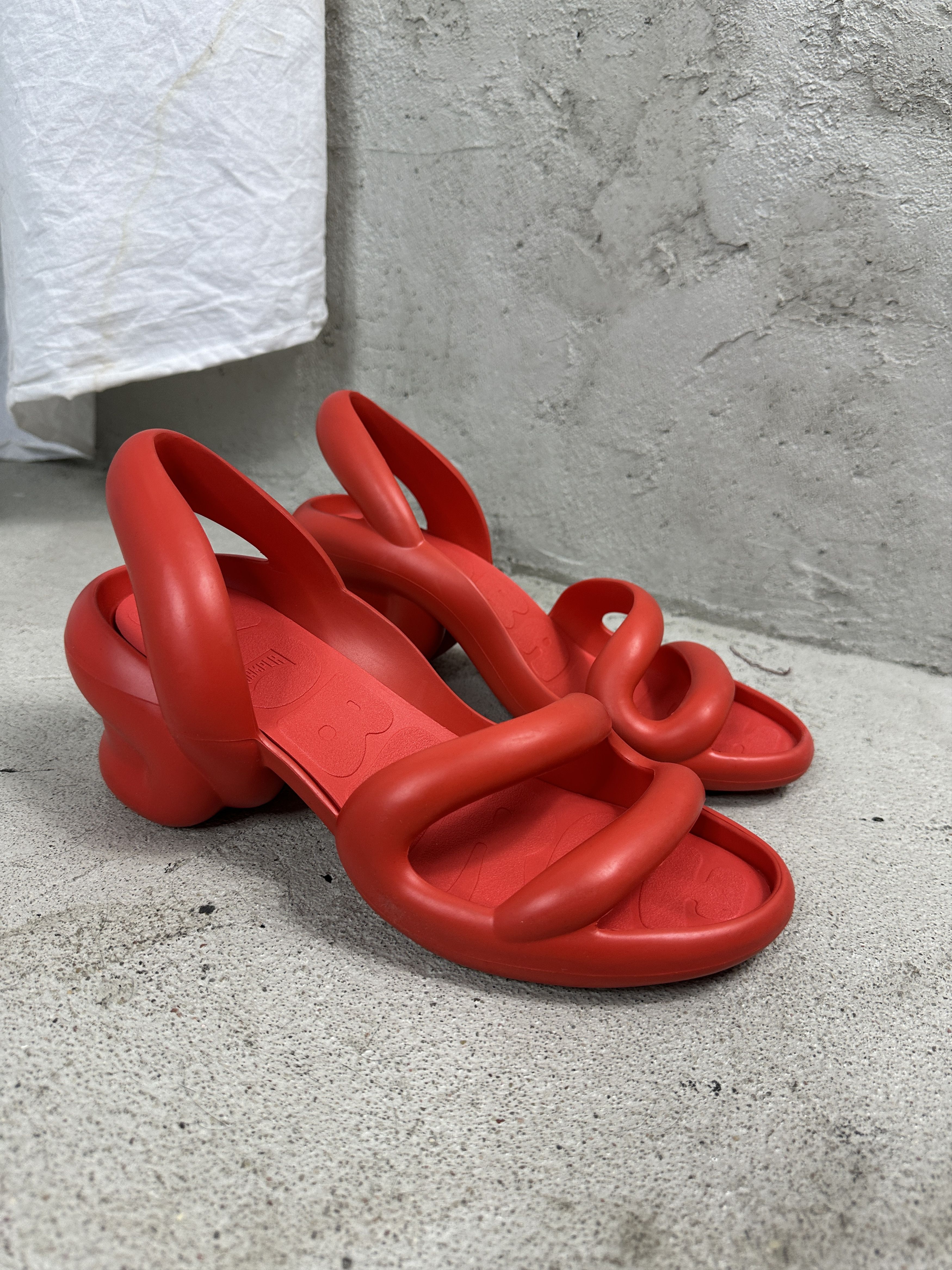 Camper × Vintage Vintage Y2K Elegant Avant Garde Camper Kobarah Rubber Heels Size US 11 / IT 41 - 2 Thumbnail