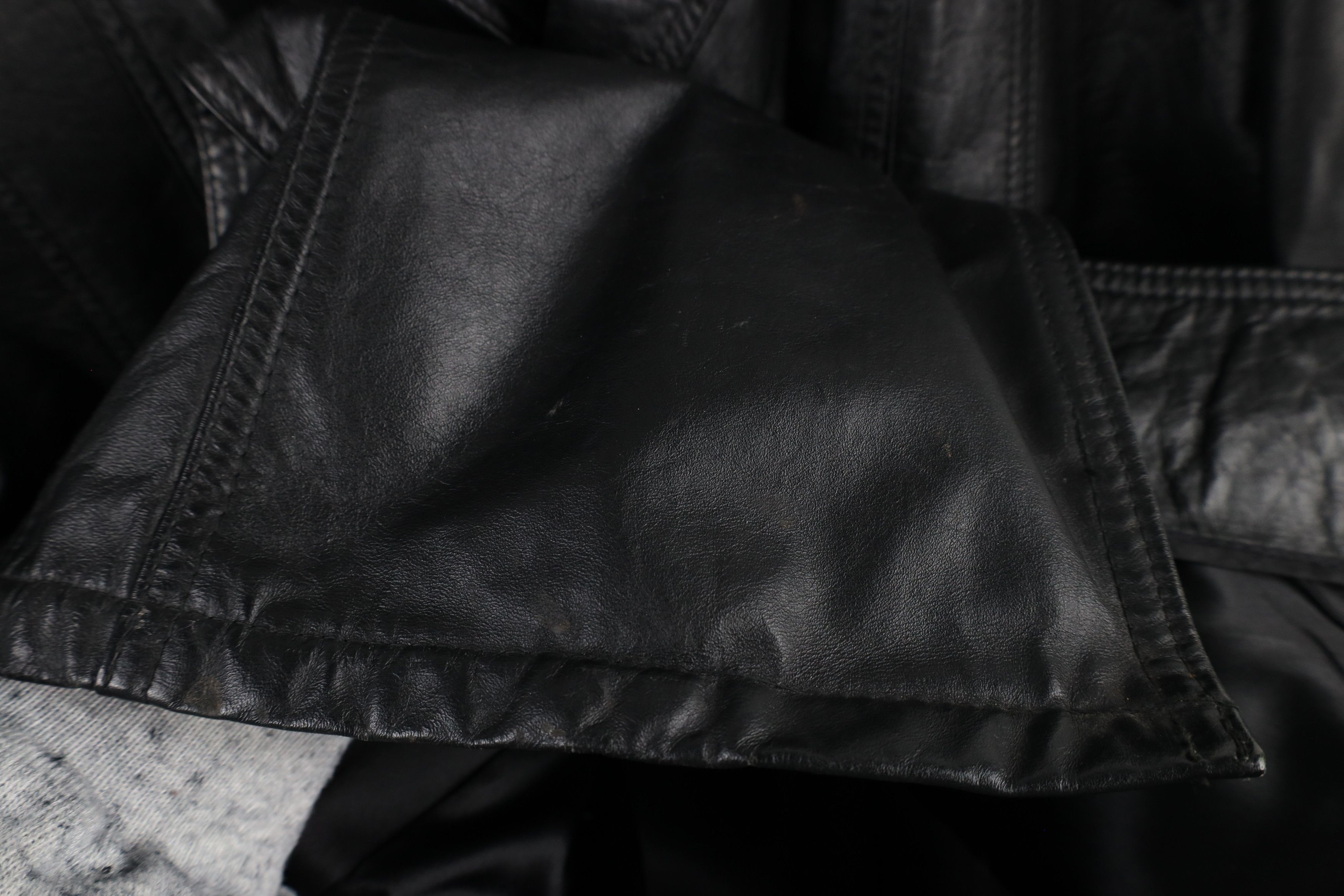Vintage Vintage 70s Streetwear Full Button Leather Jacket Black USA Size US XXL / EU 58 / 5 - 6 Thumbnail