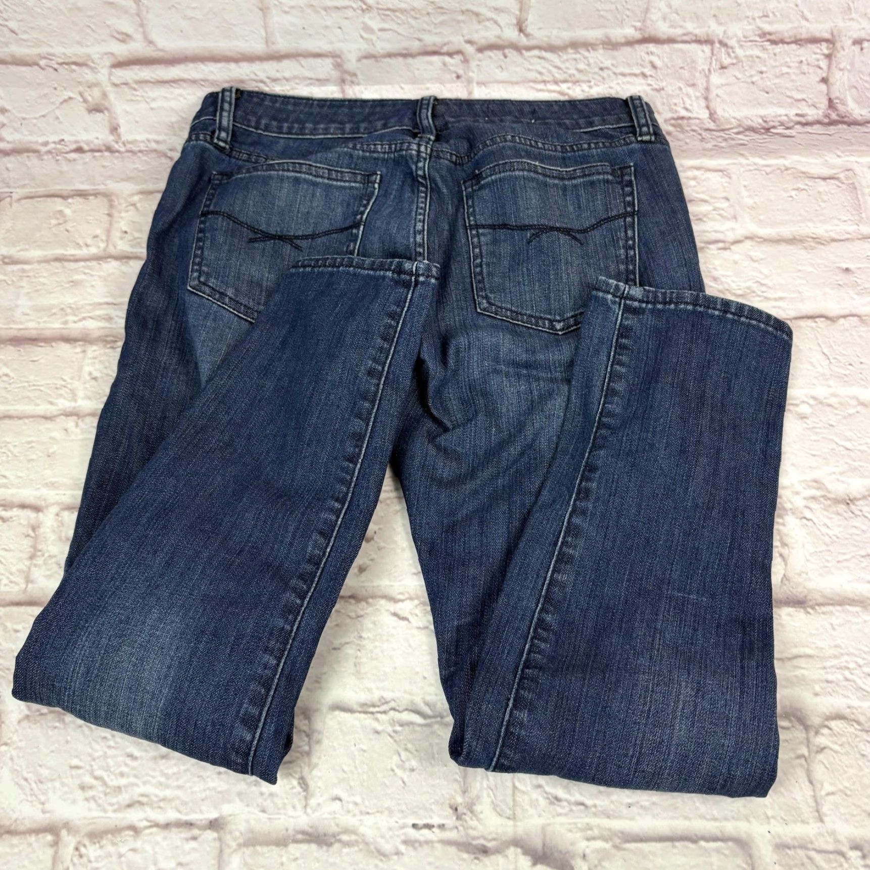 Gap Gap Jeans Womens 27/4a 1969 Always Skinny Low Rise Denim Blue 30x28 Slim 28in Inseam Stretch Pocket Zipper Button Logo 5-Pocket Shoes? Size 27" / US 4 / IT 40 - 6 Thumbnail