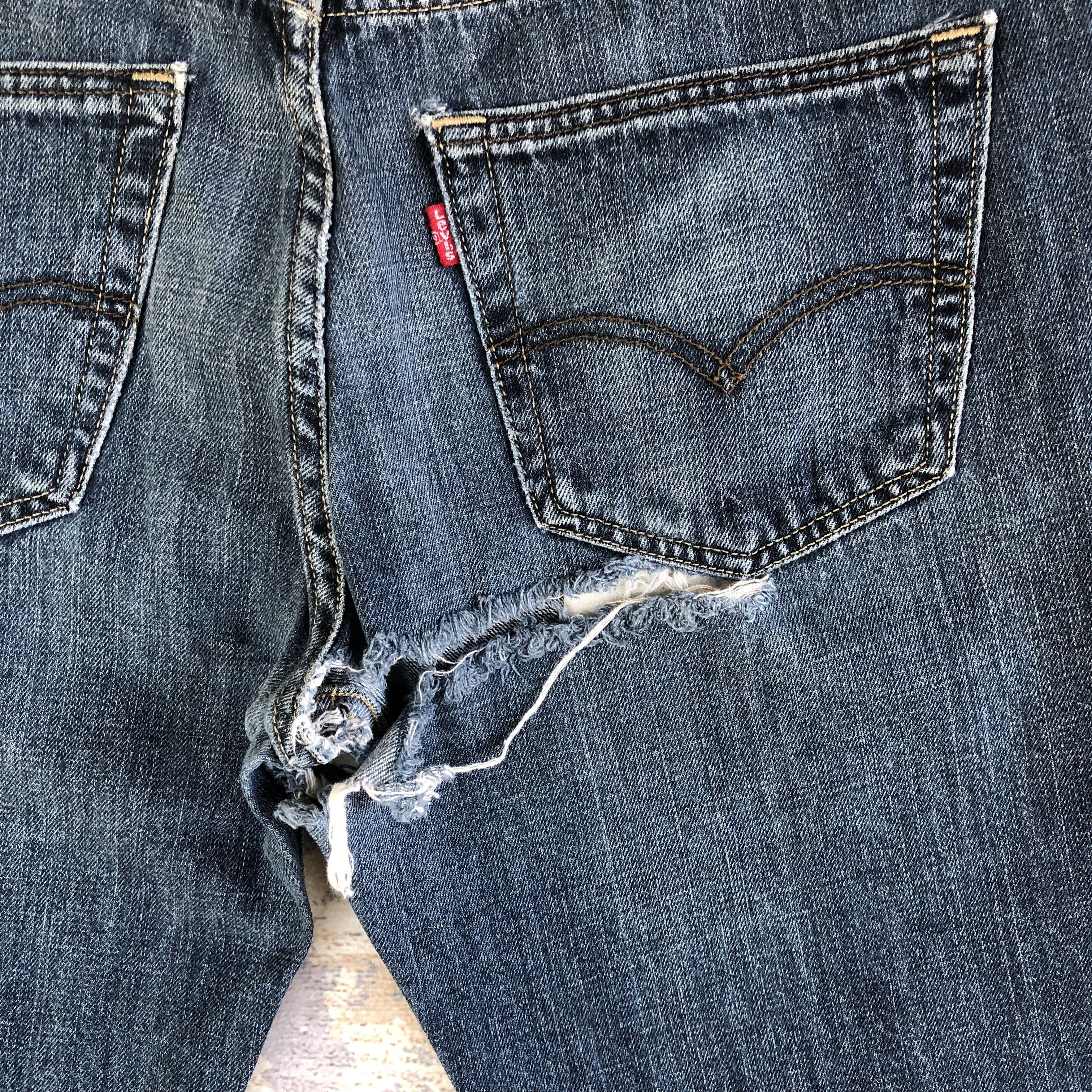 Levi's Levis 527 Flare Jeans Levi's Distressed Boot Cut Denim Size US 32 / EU 48 - 11 Thumbnail