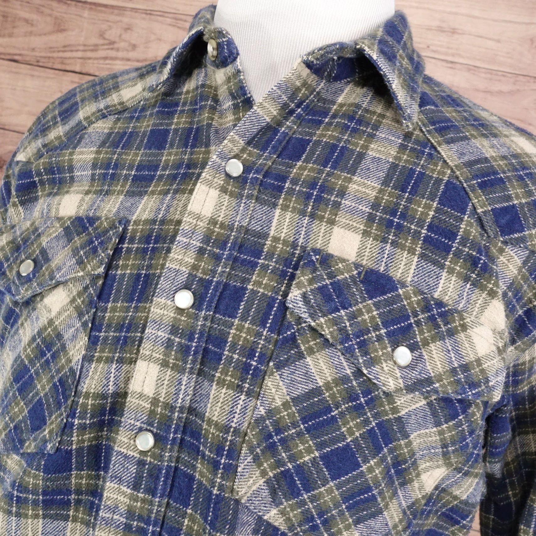 Vintage Vintage Key Men’s Long Sleeve Plaid Flannel Shirt Sz 2XL Fall Winter Casual Classic Button-up Heavy Cotton Size US XXL / EU 58 / 5 - 2 Thumbnail