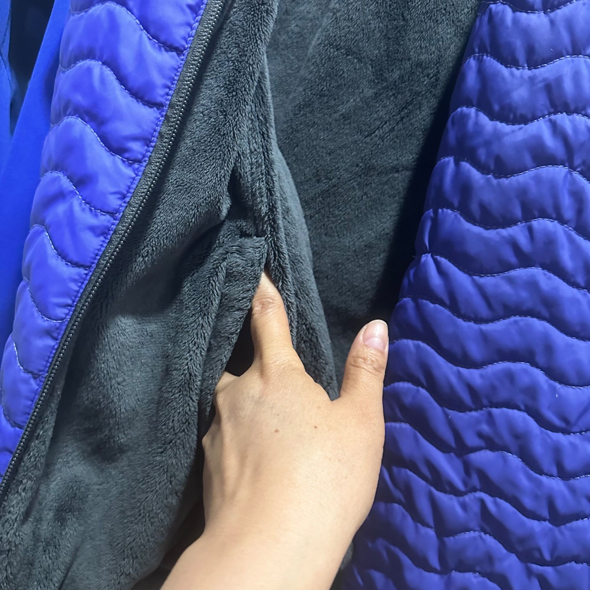 Free Country ✨Free Country Womens Vest Reversible Quilted Purple Faux Fur Size L / US 10 / IT 46 - 5 Thumbnail