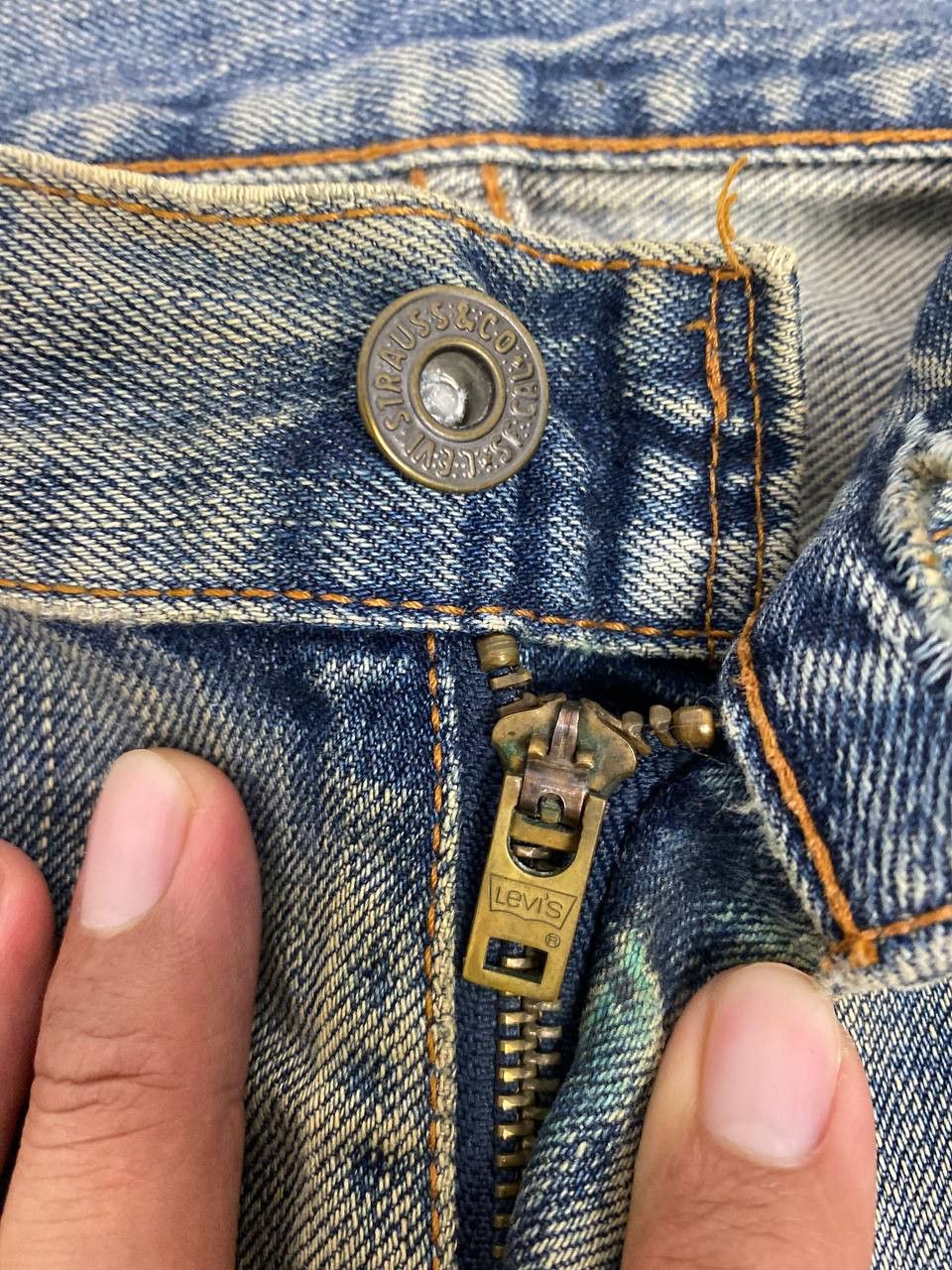 Levi's vintage levis 504 rusty distressed denim nice design Size US 37 - 13 Thumbnail