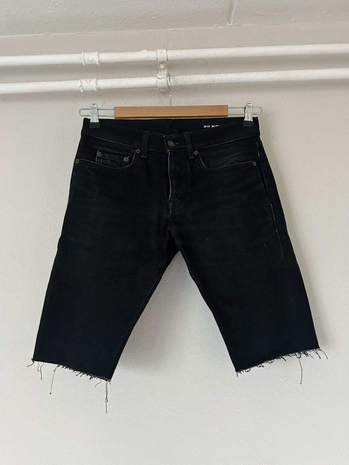 Saint Laurent Paris Saint Laurent D14 M/SL-LW Black Denim Cut-Off Shorts Size US 28 / EU 44 - 1 Thumbnail