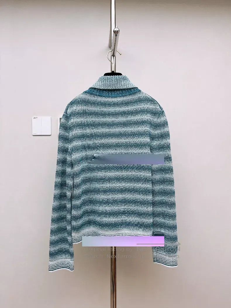 Loro Piana Loro Piana Navy and White Gradient Striped Crewneck Knit S Size XS / US 0-2 / IT 36-38 - 2 Thumbnail