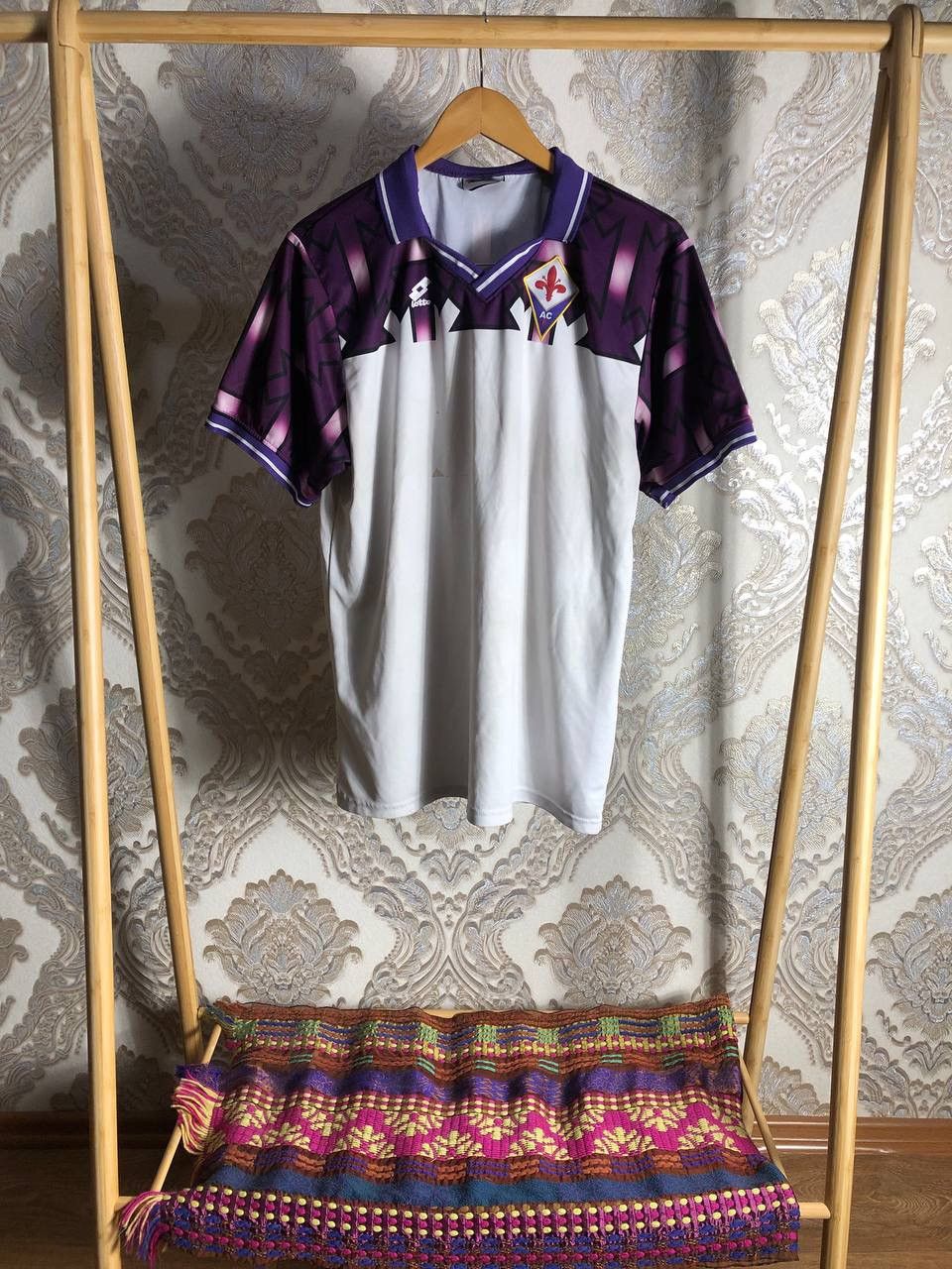 Vintage VERY RARE LOTTO FIORENTINA ITALY RETRO SOCCER JERSEY 90s Y2K Size US L / EU 52-54 / 3 - 1 Thumbnail
