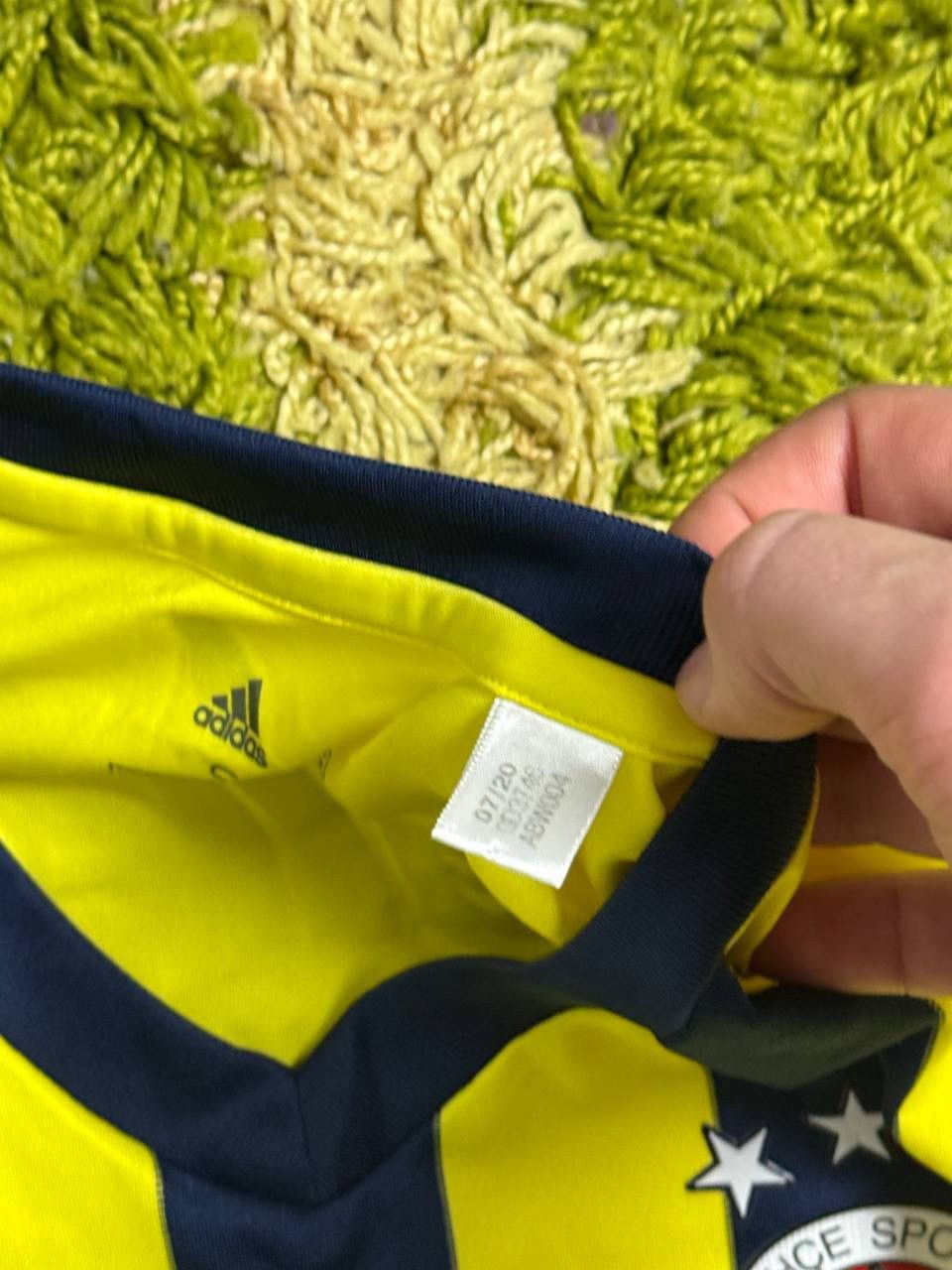Other STEAL! 2020 Fenerbahce Fc Home Jersey Size US S / EU 44-46 / 1 - 8 Thumbnail