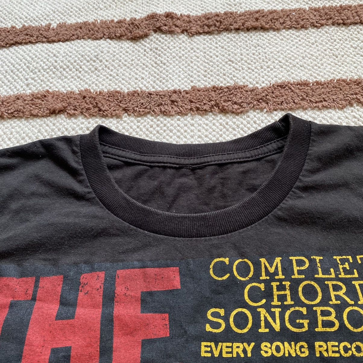 Band Tees VINTAGE THE SMITHS COMPLETE WITH LYRICS FADED T SHIRT Size US S / EU 44-46 / 1 - 3 Thumbnail