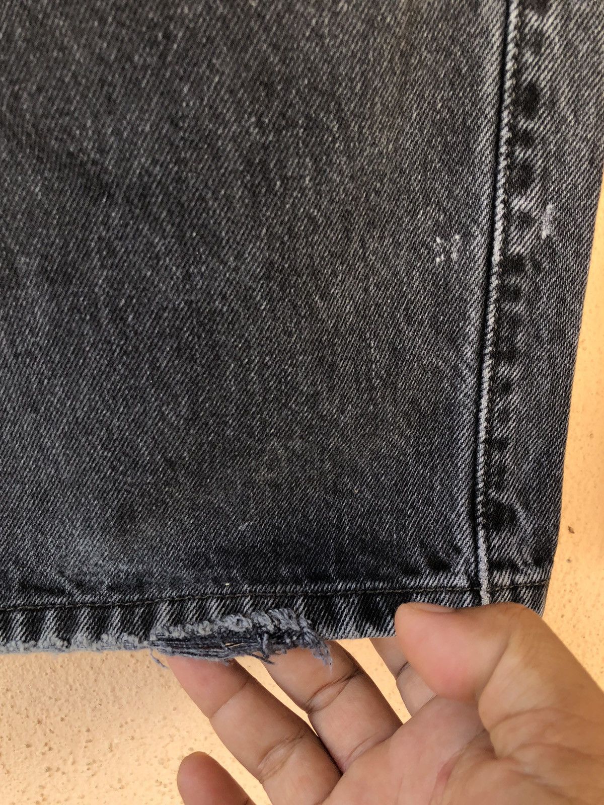 Levi's Vintage Clothing × Vintage Vintage LEVIS 501 Flat Black Button Fly Jeans Size US 38 / EU 54 - 7 Thumbnail