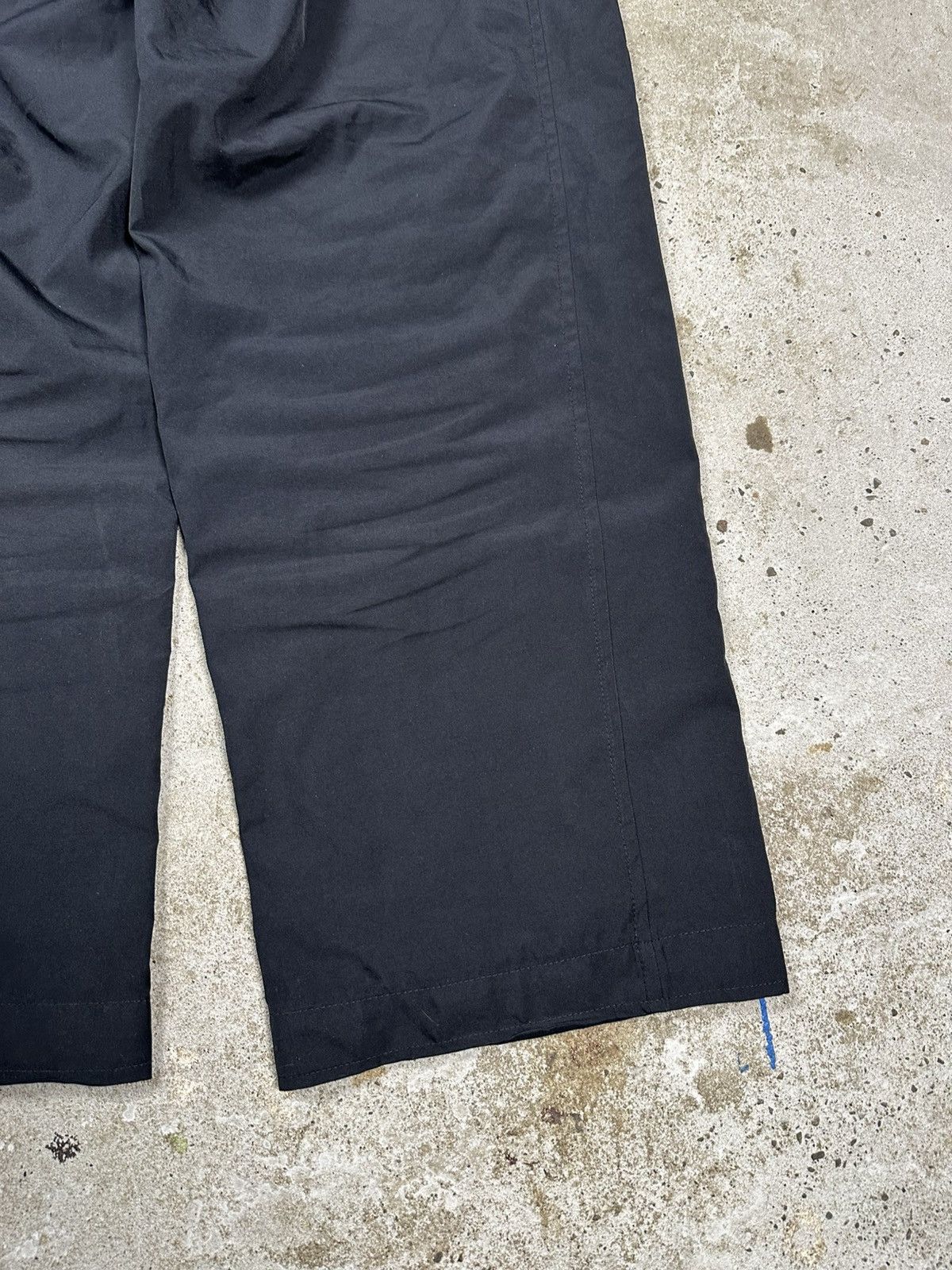Nike Vintage Y2K Nike Baggy Black Track Pants Swoosh rare Size US 32 / EU 48 - 10 Thumbnail