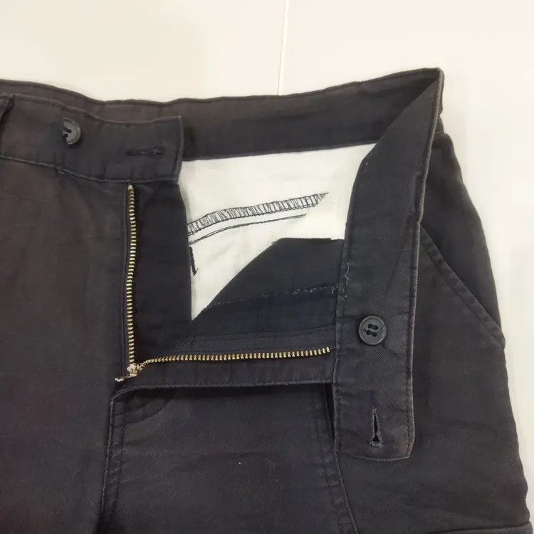 Japanese Brand × Uniqlo UNIQLO DARK BLUE CROPEP CARGO PANTS Size US 28 / EU 44 - 6 Thumbnail