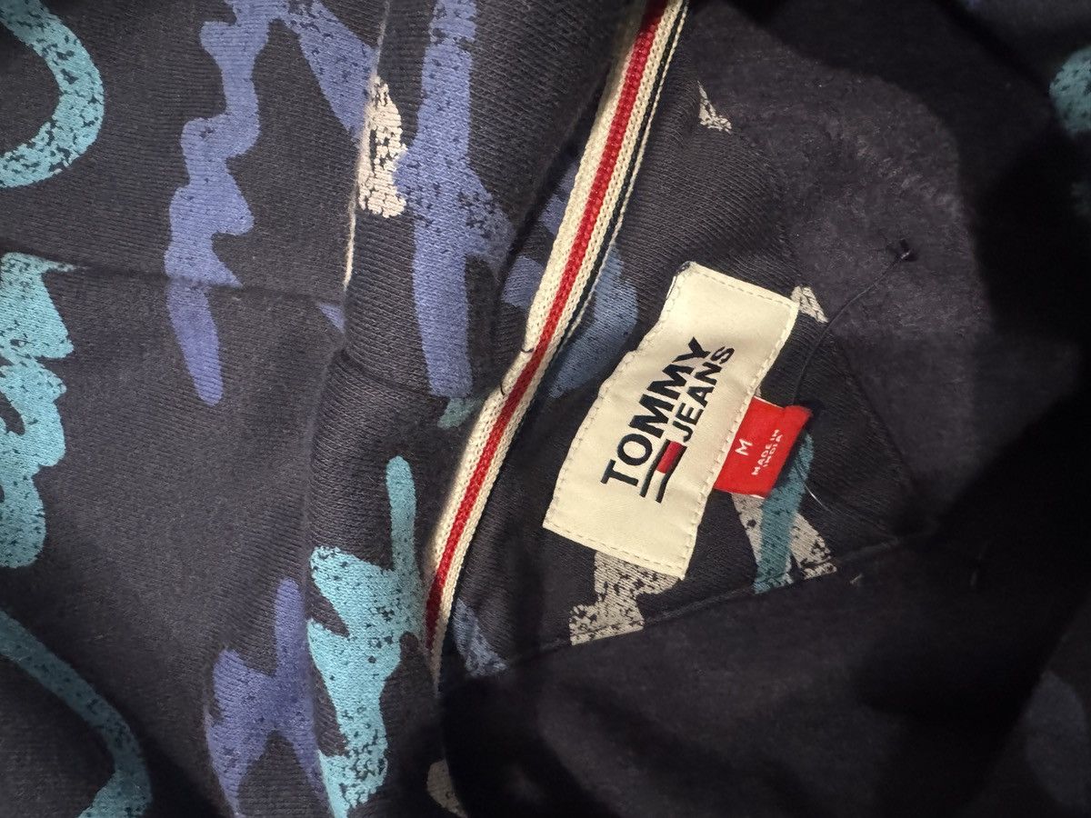 Tommy Hilfiger × Vintage Navy Multi Tommy Hilfiger Hoodie Size US M / EU 48-50 / 2 - 5 Thumbnail