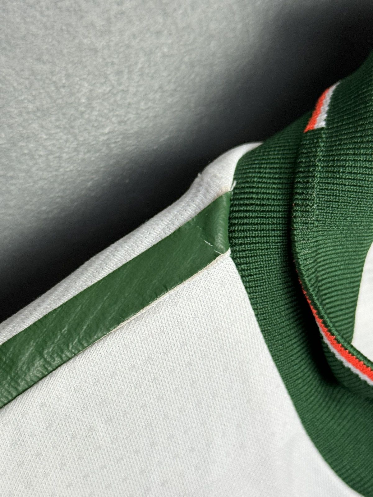 New Balance Republic of Ireland 17/18 Away Football Jersey Size US L / EU 52-54 / 3 - 8 Thumbnail