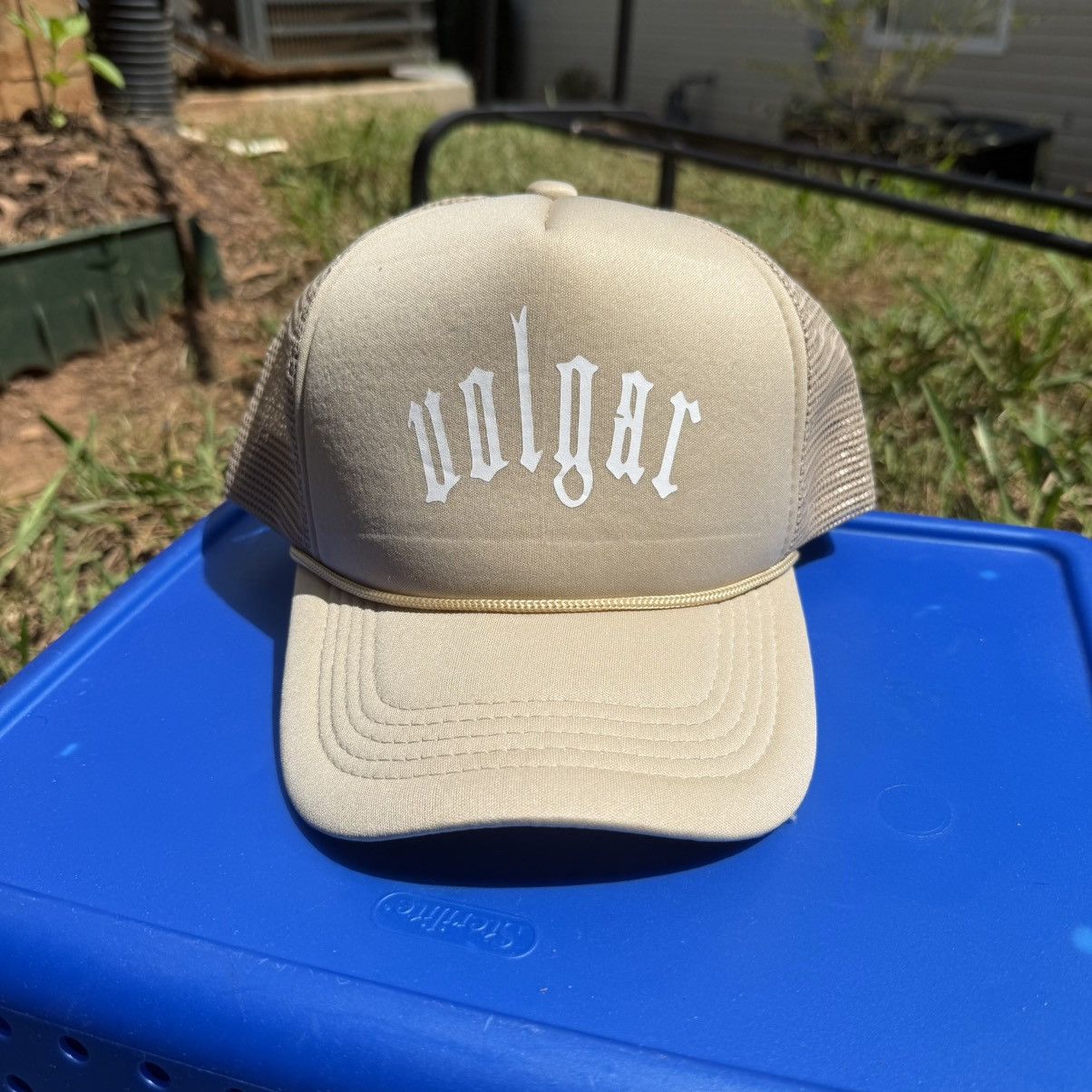 Other Volgar Trucker Hat – Beige Snapback Size ONE SIZE - 1 Thumbnail