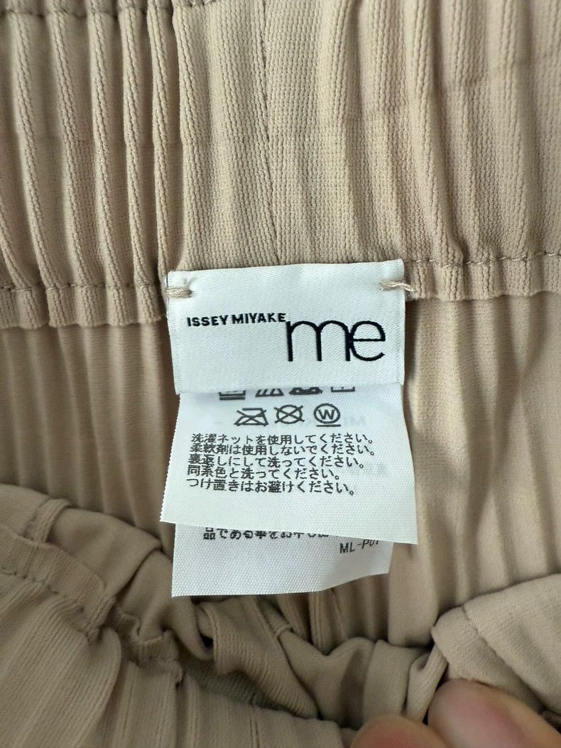 Issey Miyake Issey Miyake Beige pleated straight-leg pants Size 30" / US 8 / IT 44 - 3 Thumbnail