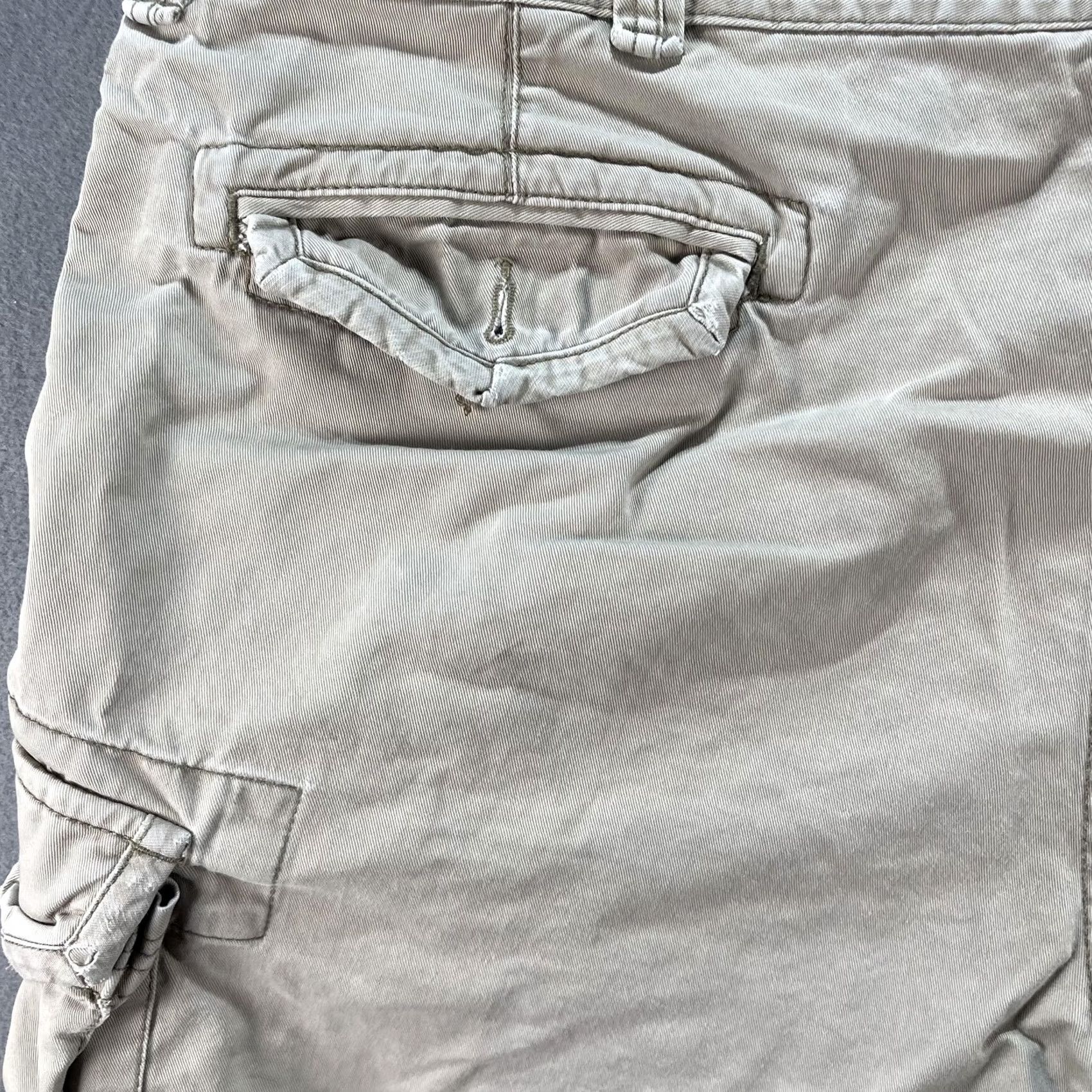 Polo Ralph Lauren Polo Ralph Lauren Cargo Shorts Mens Khaki Classic Chino Distressed Utility Size US XS / EU 42 / 0 - 6 Thumbnail