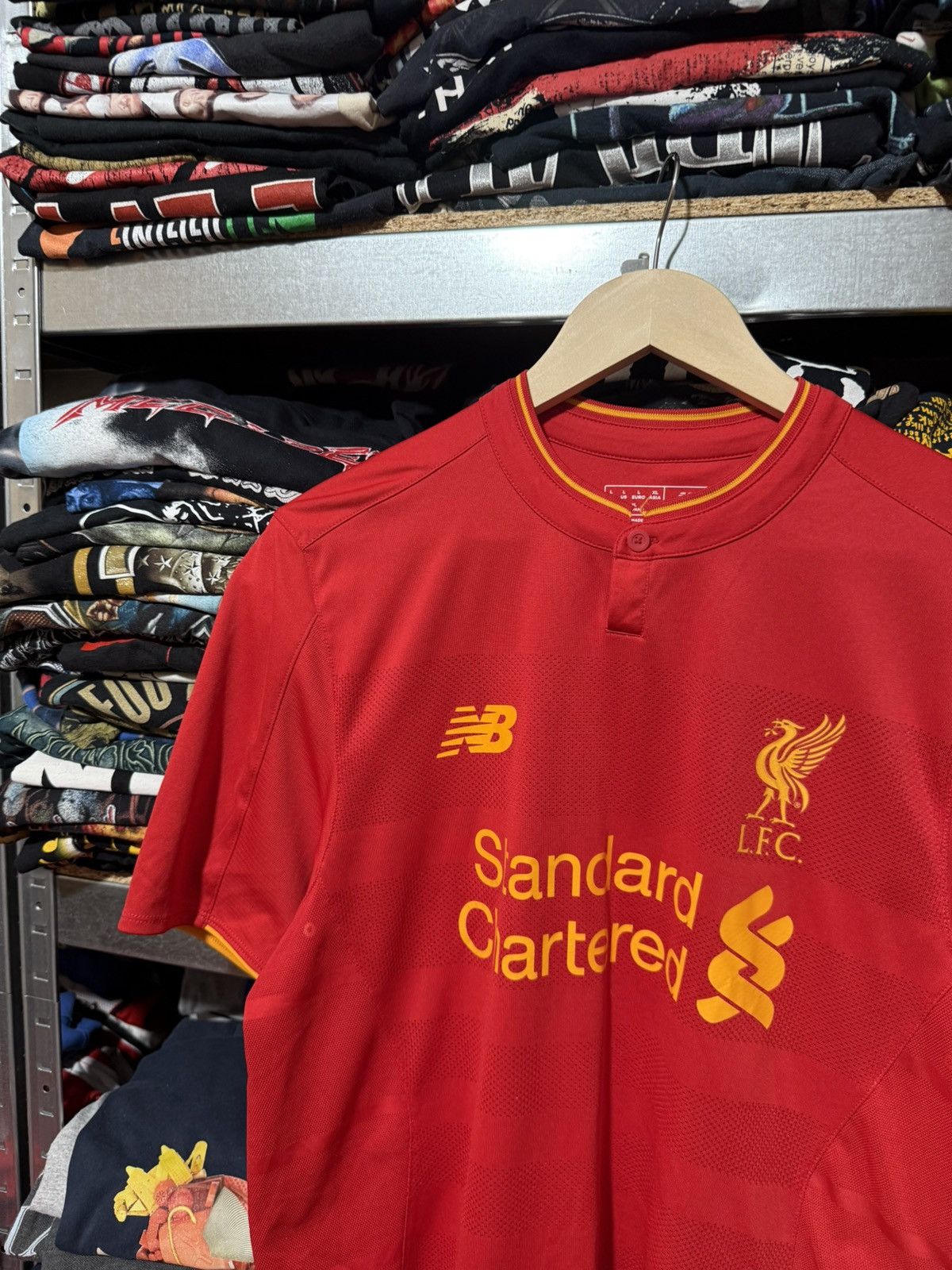 New Balance New Balance Liverpool 2016 2017 Home Football Soccer Jersey Size US L / EU 52-54 / 3 - 3 Thumbnail