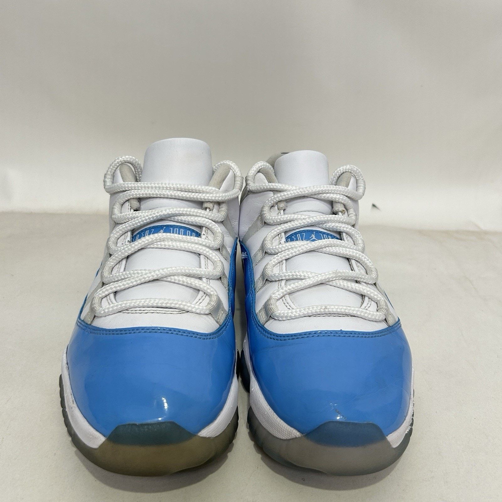 Nike Nike Air Jordan 11 Retro Low “UNC/University Blue White” Size US 9.5 / EU 42-43 - 2 Thumbnail
