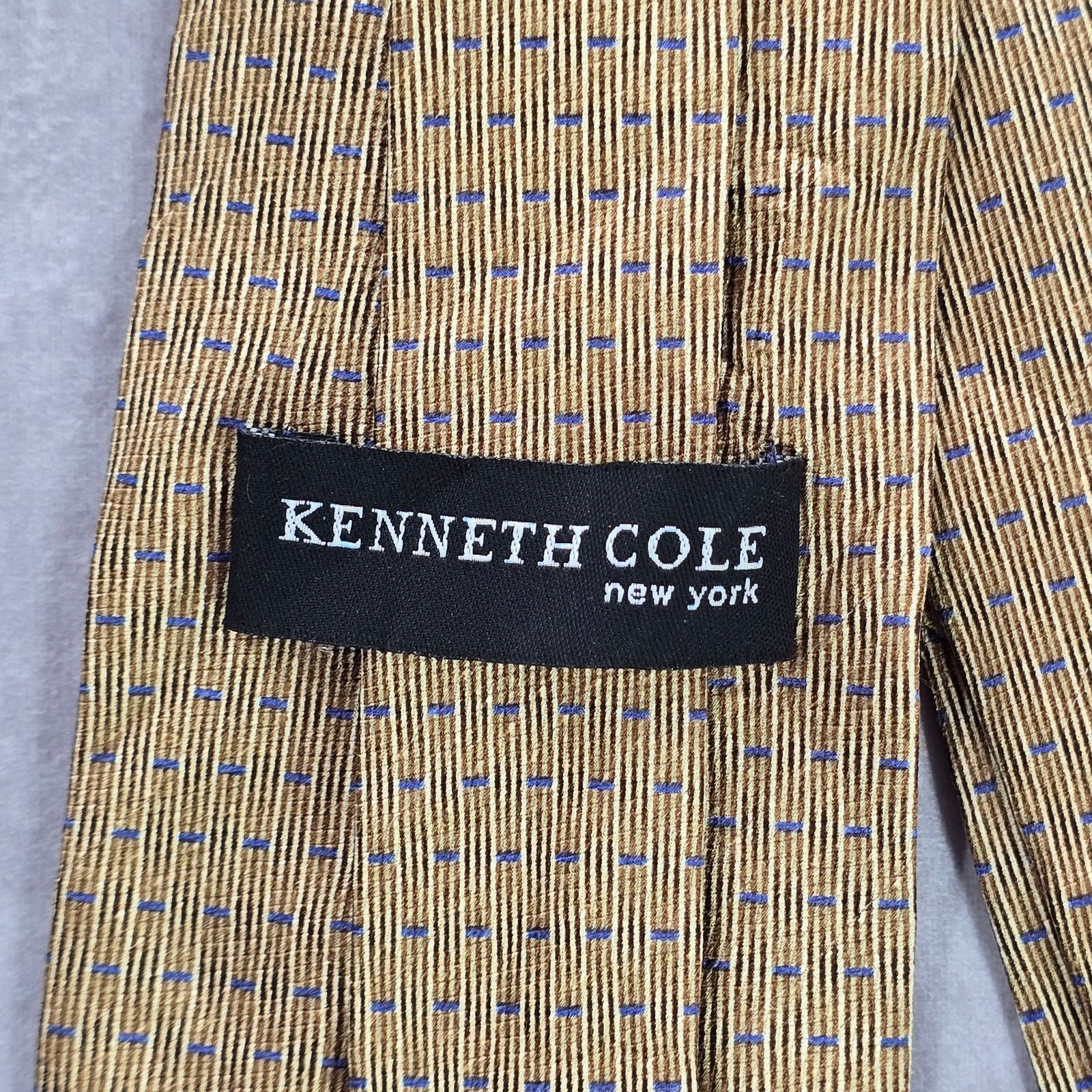 Other Kenneth Cole New York Gold Geometric 100% Silk Neck Tie Size 28 - 4 Thumbnail