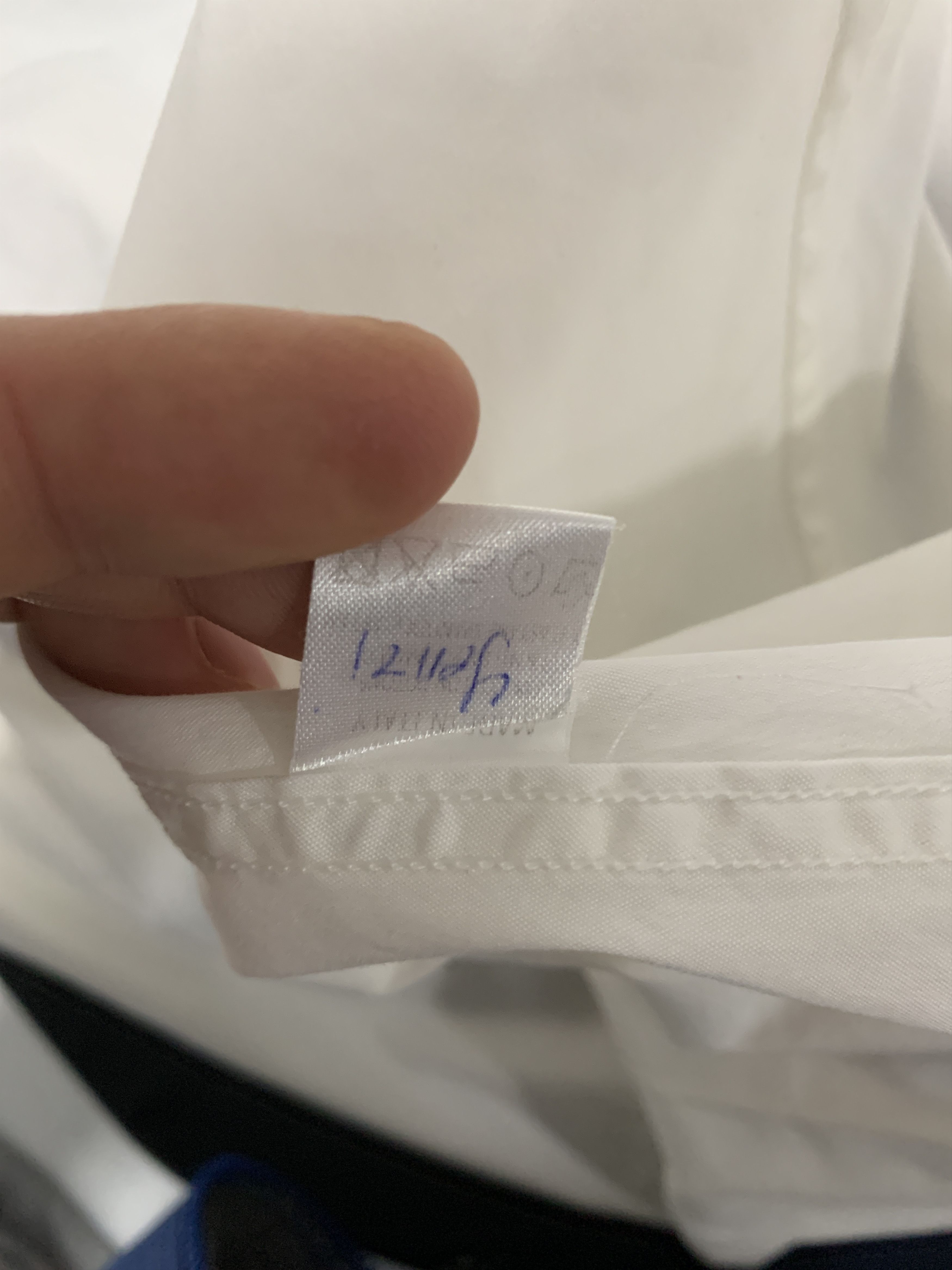 Gucci Royal Fit Gucci Dress Shirt French Cuff Chemise Sz 42 16 1/2 Size US L / EU 52-54 / 3 - 18 Thumbnail