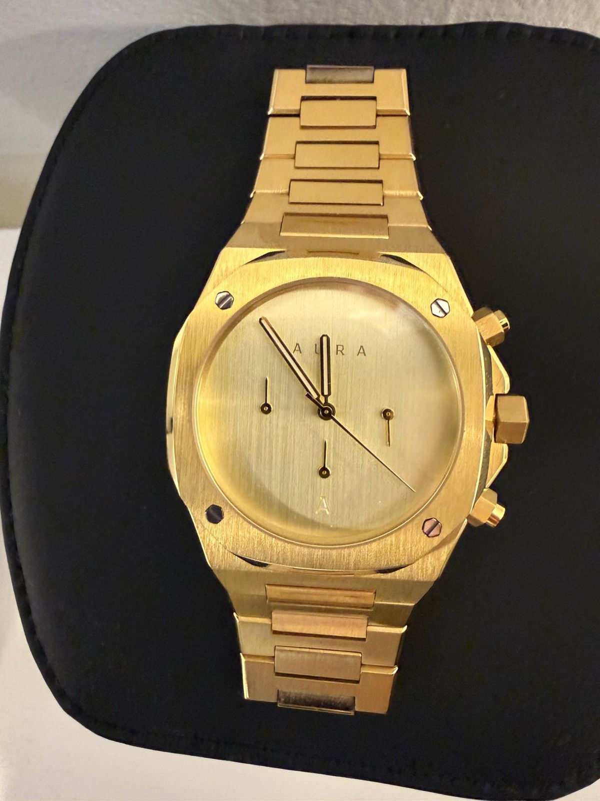 Other Aura Watch 1023 CHRONOGRAPH: GOLD - 40mm Size 40 - 2 Thumbnail