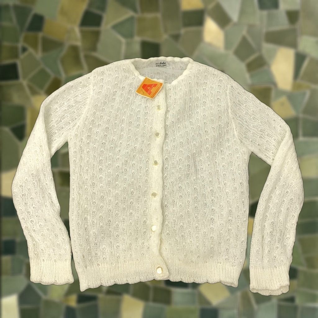 Vintage VINTAGE Acrilan Cardigan Womens Small White Knit Sweater Nylon Lined 60s 70s Size S / US 4 / IT 40 - 1 Thumbnail