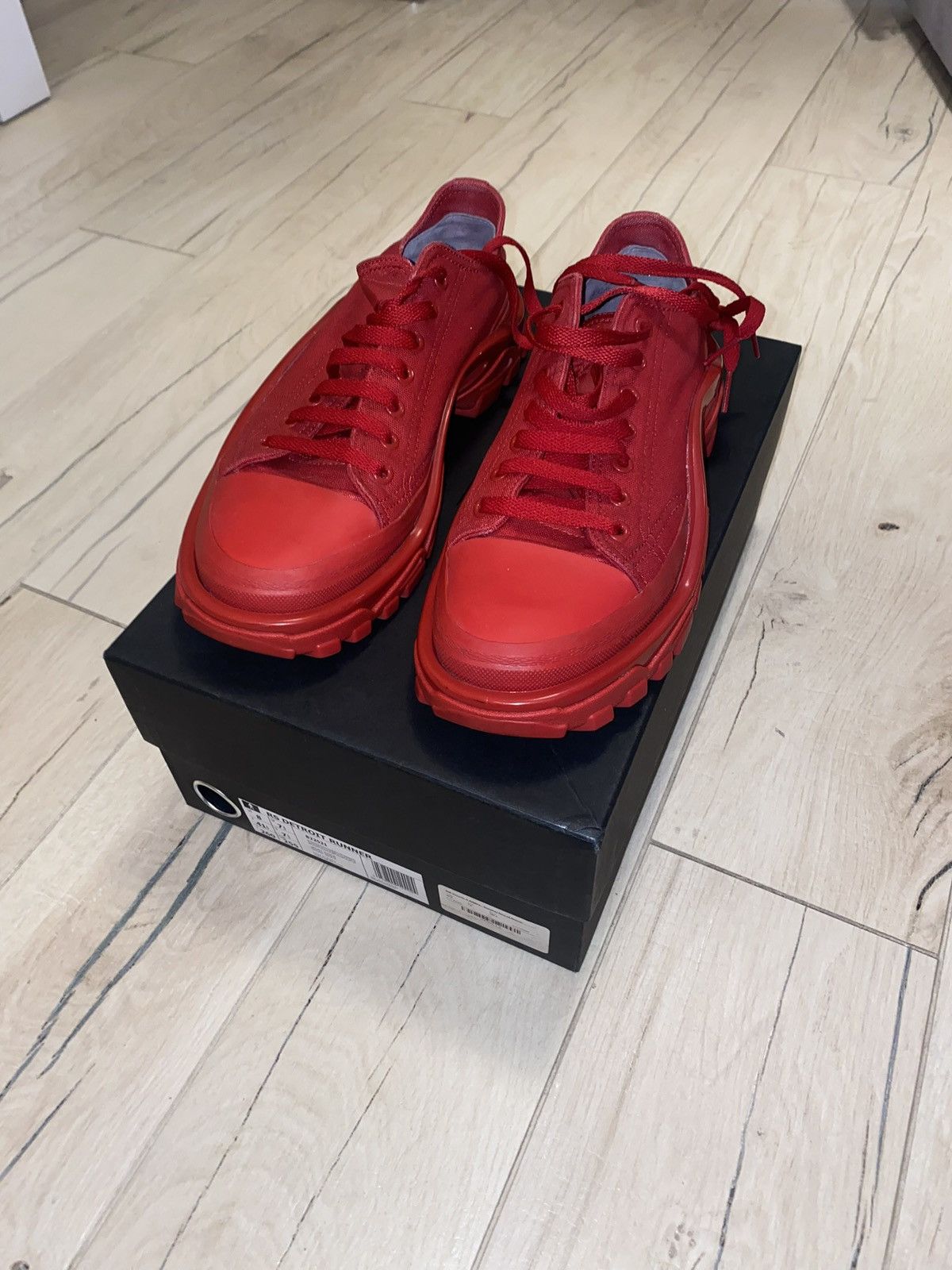 Raf Simons Raf Simons Red Detroit Runner Low-Top Sneakers Size US 8 / EU 41 - 10 Thumbnail