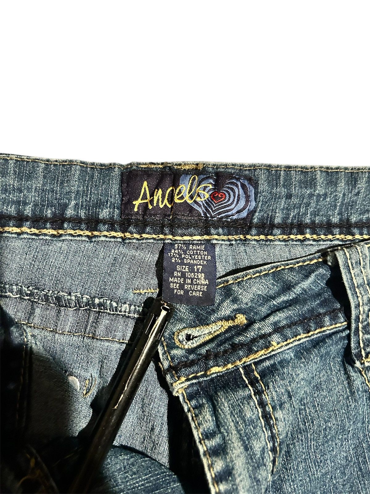 Miss Me Angles bootcut jeans Size 38" / US 16 / IT 52 - 3 Thumbnail