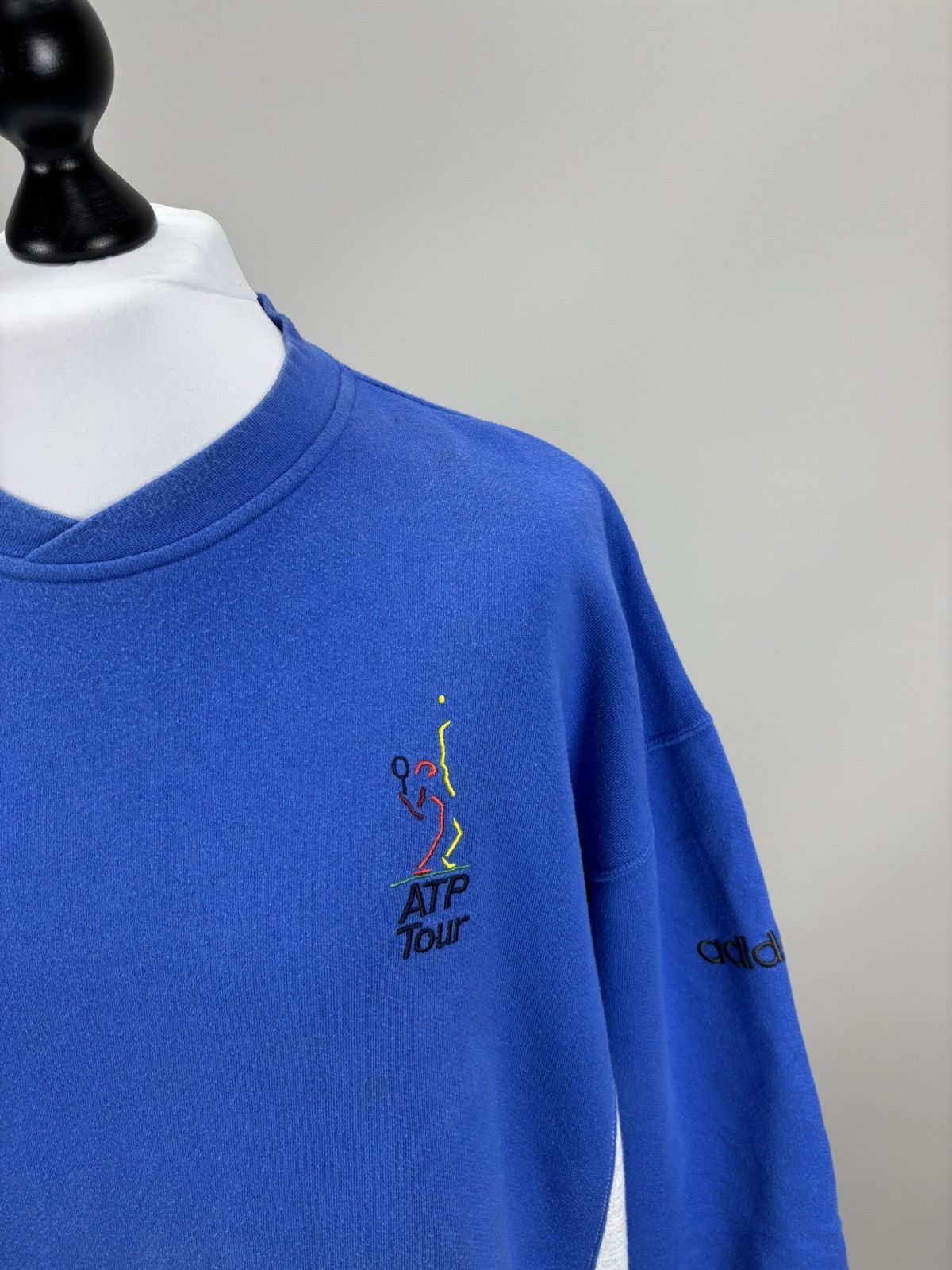 Mens vintage sweatshirt Adidas ATP Tour Size L Color Blue