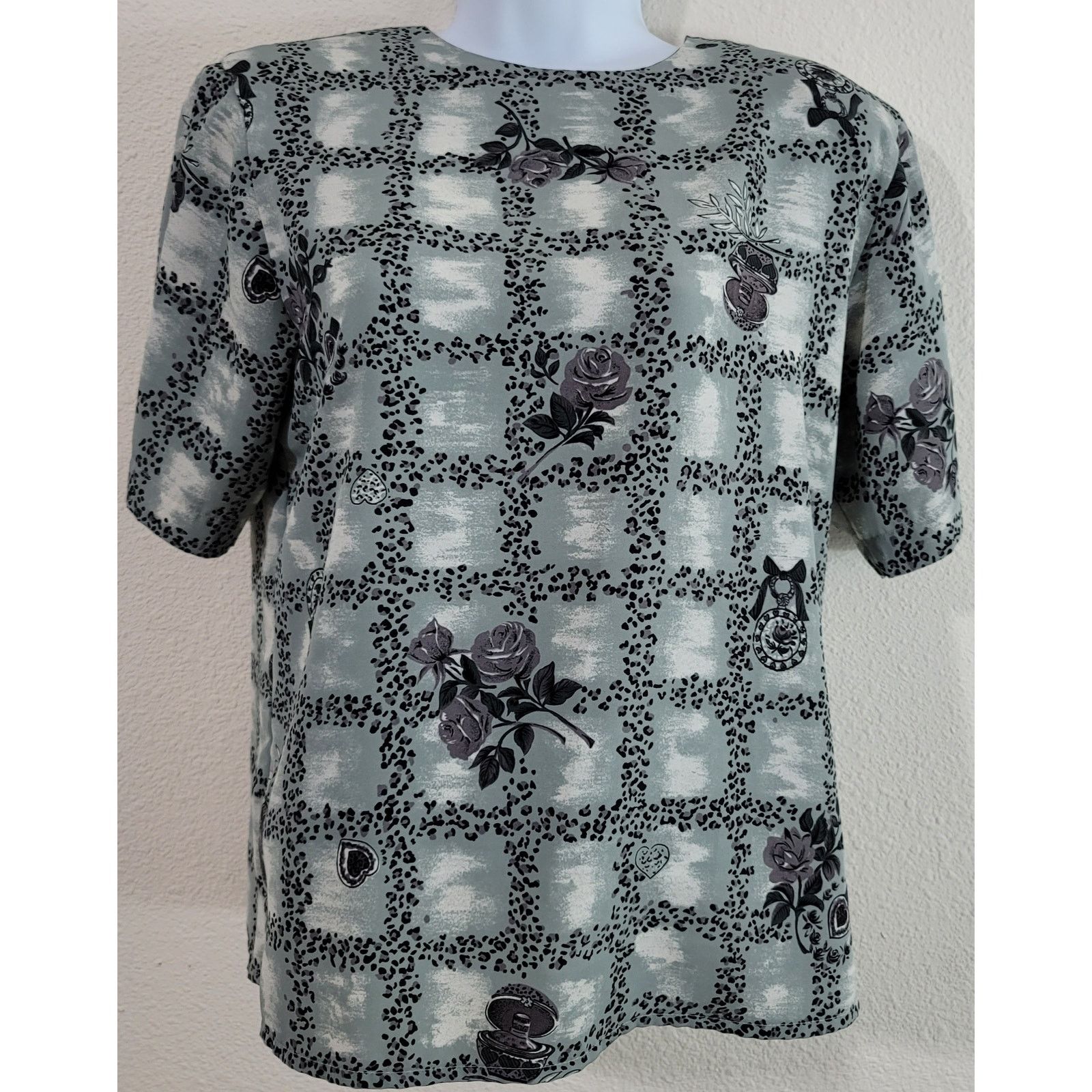 Other Jordan Gray Green Floral Print Top Medium Keyhole Back Size M / US 6-8 / IT 42-44 - 1 Thumbnail