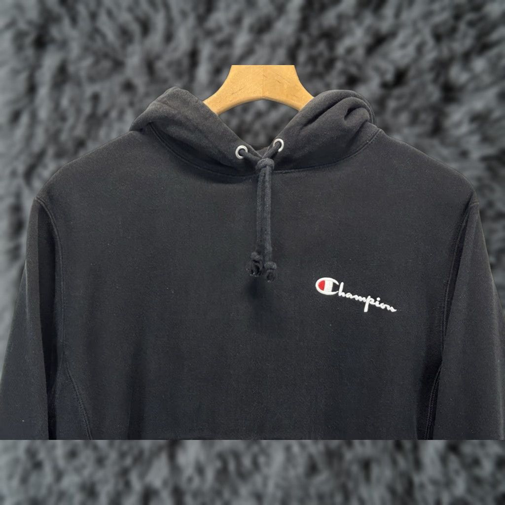 Champion VINTAGE Champion Reverse Weave Hoodie Sweatshirt M Black Mens Hooded Pullover Long Sleeve Cotton Blend Script Y2K Honduras Size US M / EU 48-50 / 2 - 1 Thumbnail