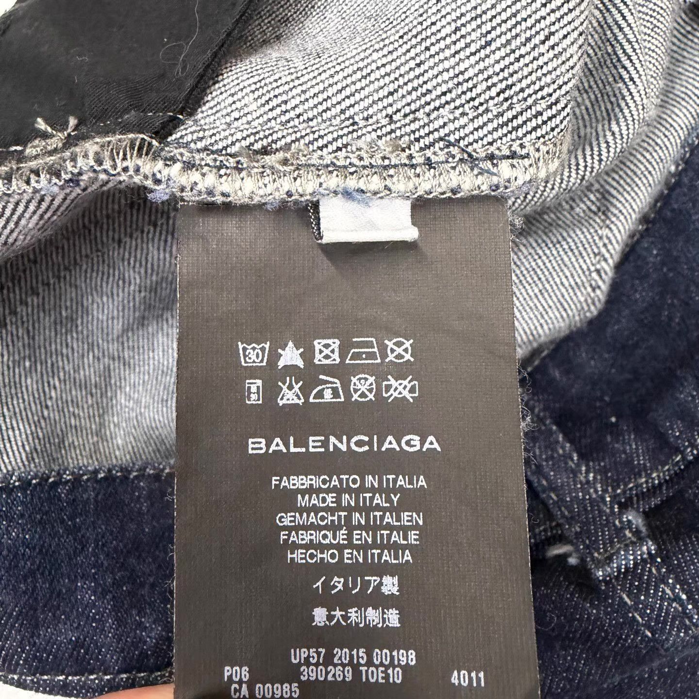 Balenciaga BALENCIAGA Straight Leg Jeans Q10 Size US 36 / EU 52 - 4 Thumbnail