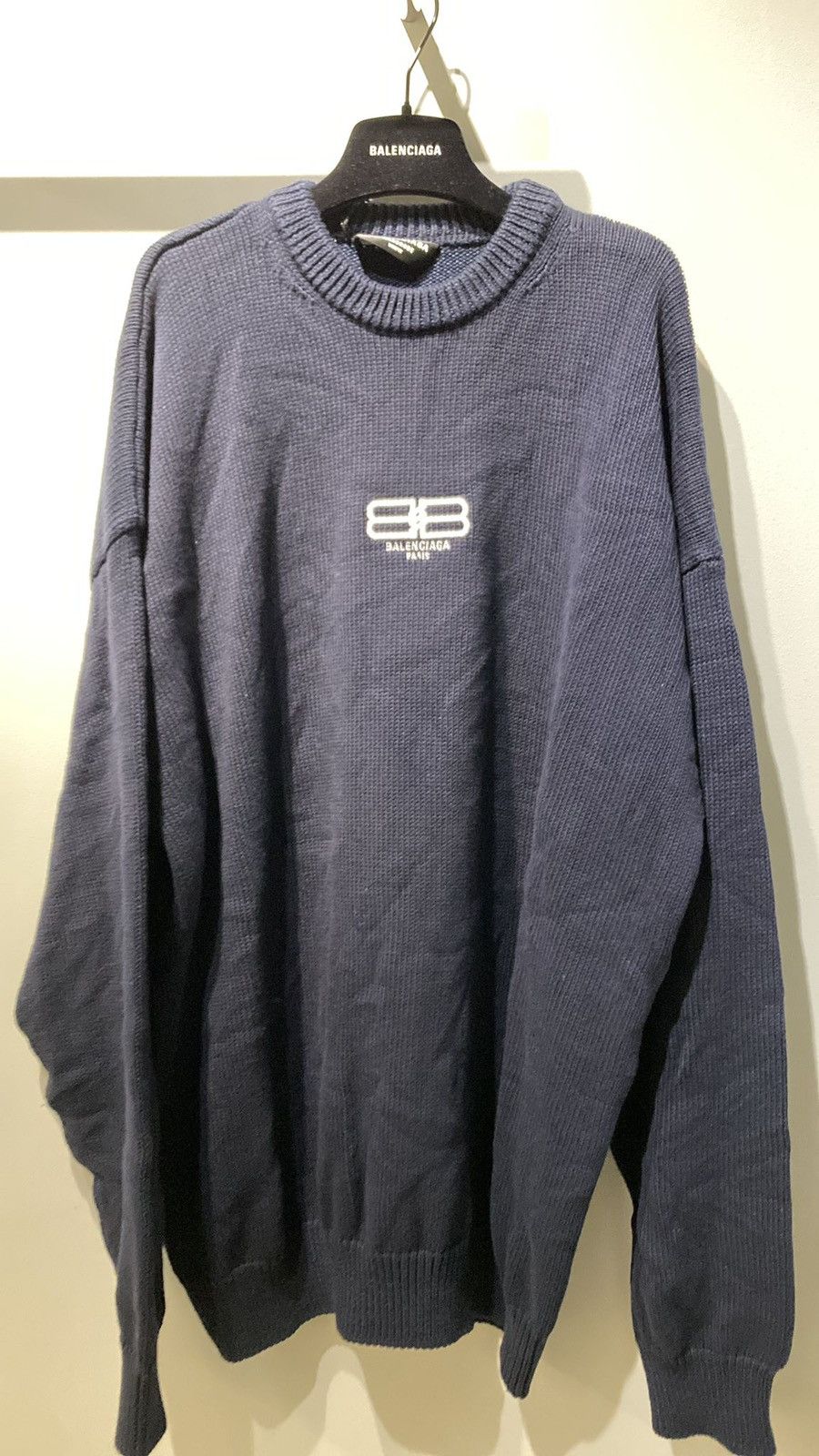 Balenciaga Balenciaga BB Paris Logo Oversized Knit Sweater in Navy Size US L / EU 52-54 / 3 - 1 Thumbnail