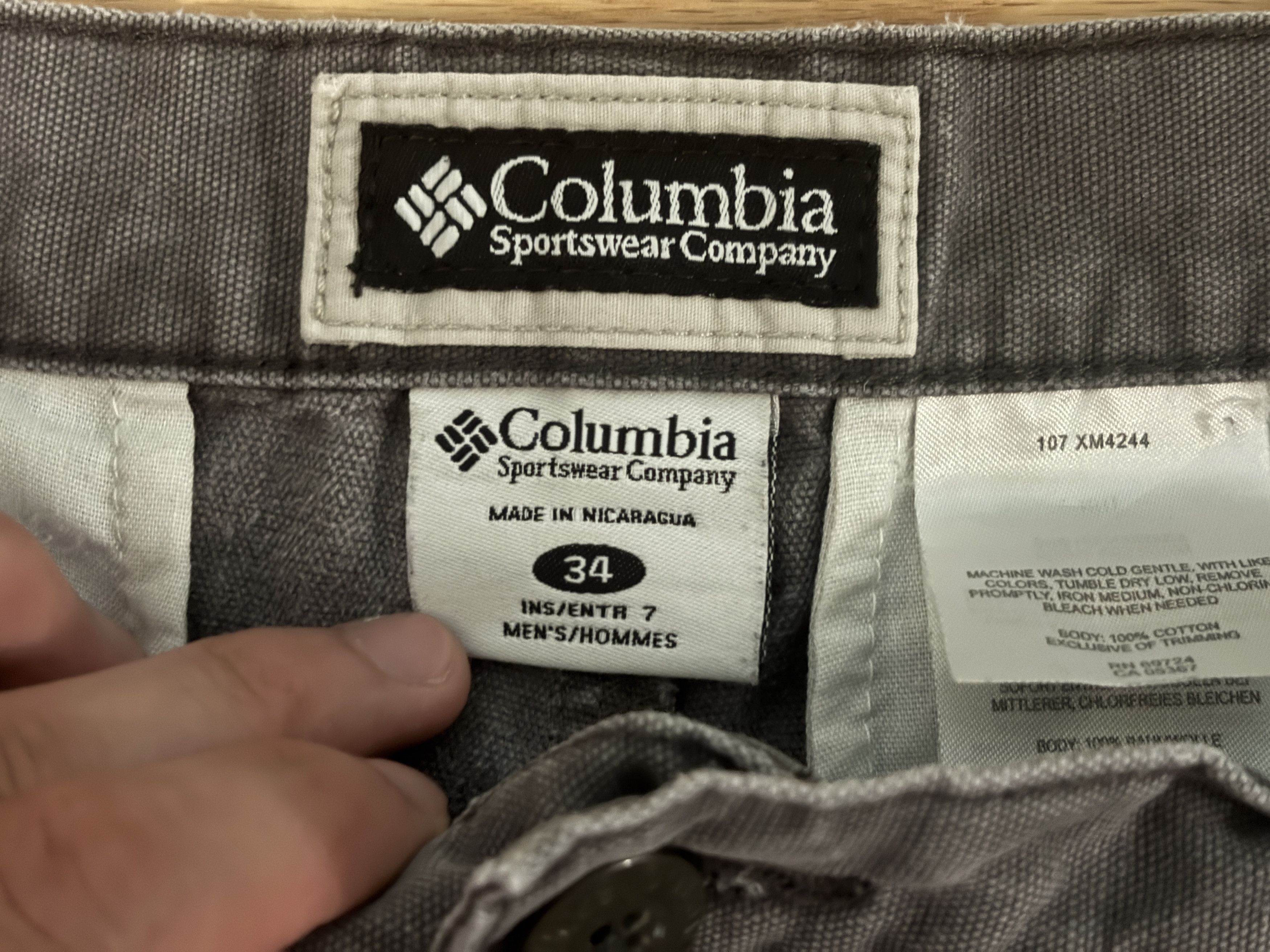 Columbia Vintage Columbia Cargo Shorts Size US 34 / EU 50 - 2 Thumbnail