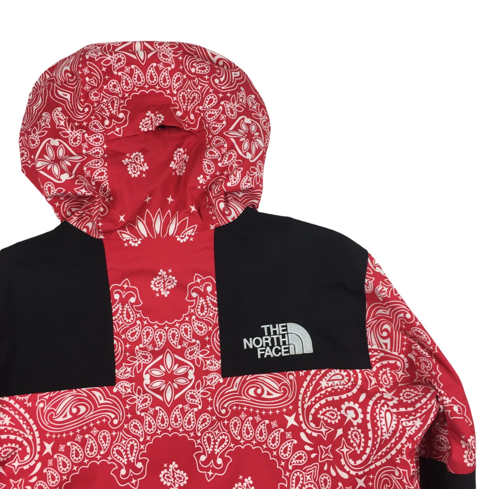 Supreme 2014 Supreme x The North Face Red Bandana Mountain Light Size US M / EU 48-50 / 2 - 3 Thumbnail