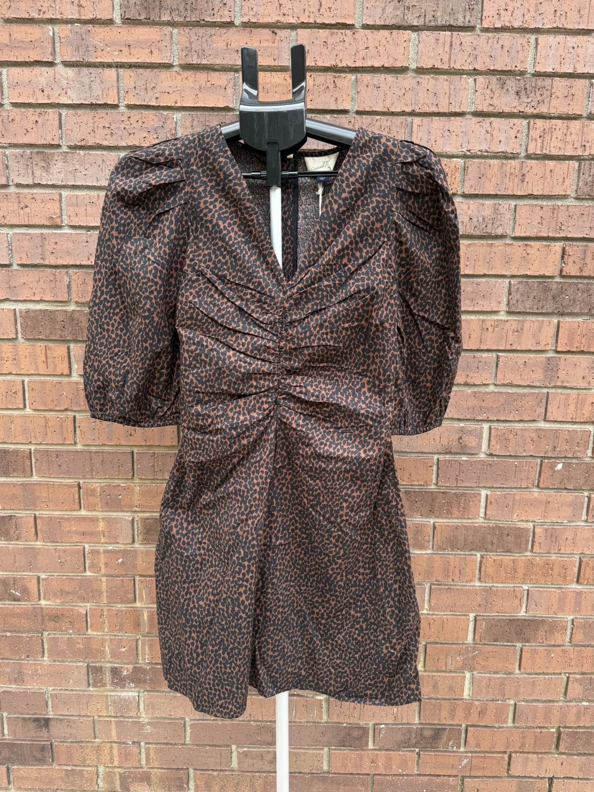 Other Universal Thread Animal Print Puff Sleeve Ruched Mini Dress Size XS / US 0-2 / IT 36-38 - 2 Thumbnail