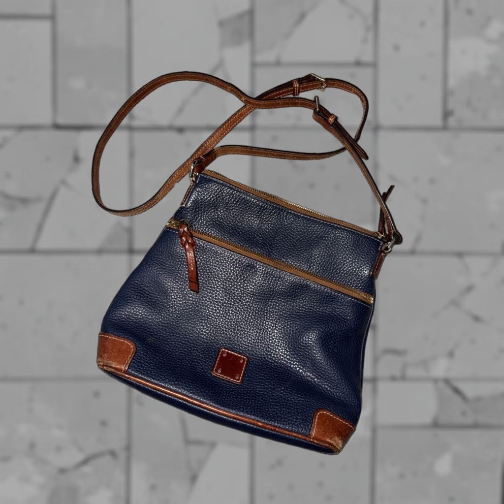 Dooney & Bourke Purse Crossbody Crossbody Bag Navy Brown Leather 10”x12” USA Women Medium