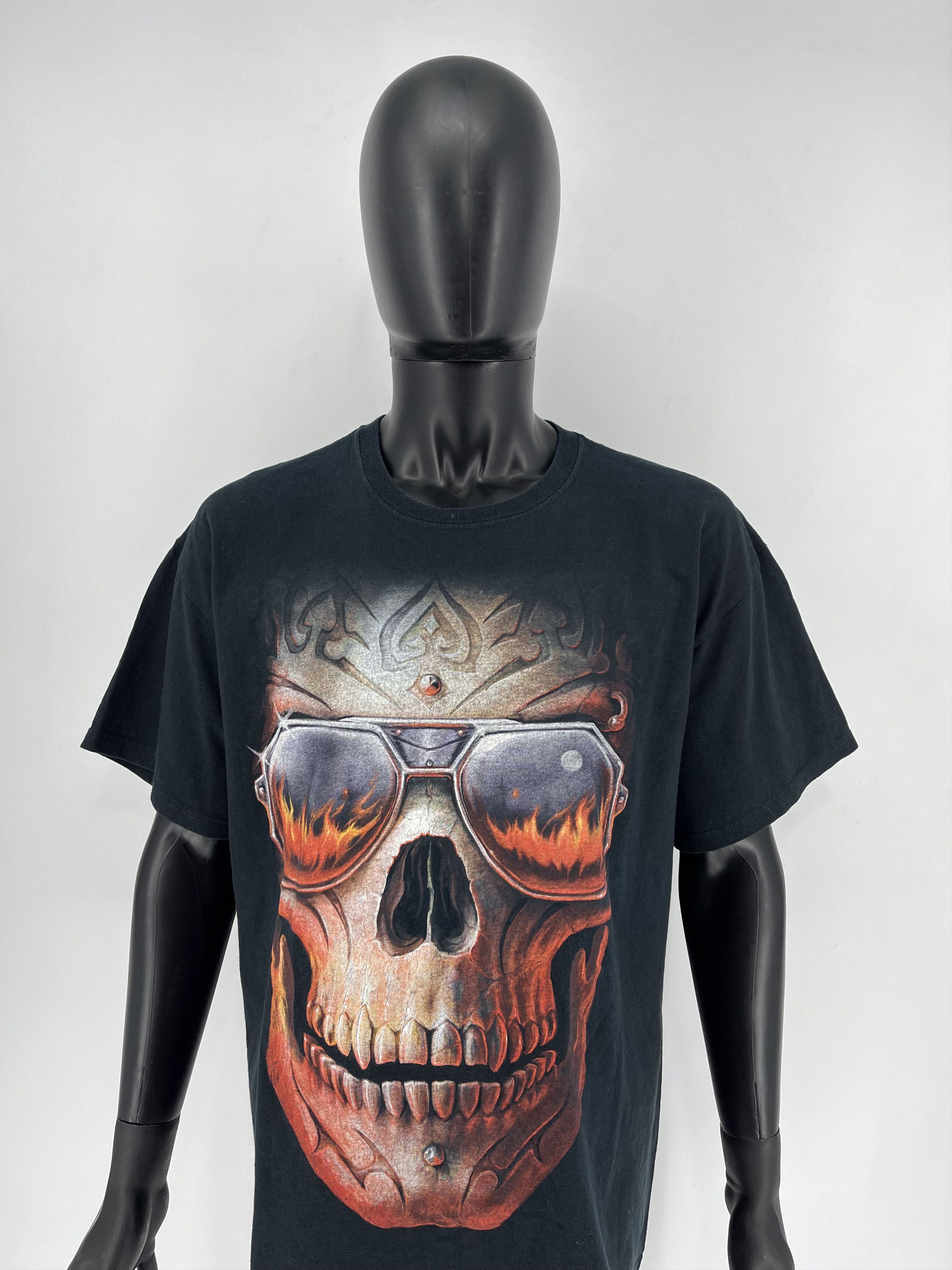 Band Tees Skulls T-shirt Vintage Rock Metal Size XL Black Reverse Logo Size US XL / EU 56 / 4 - 1 Thumbnail