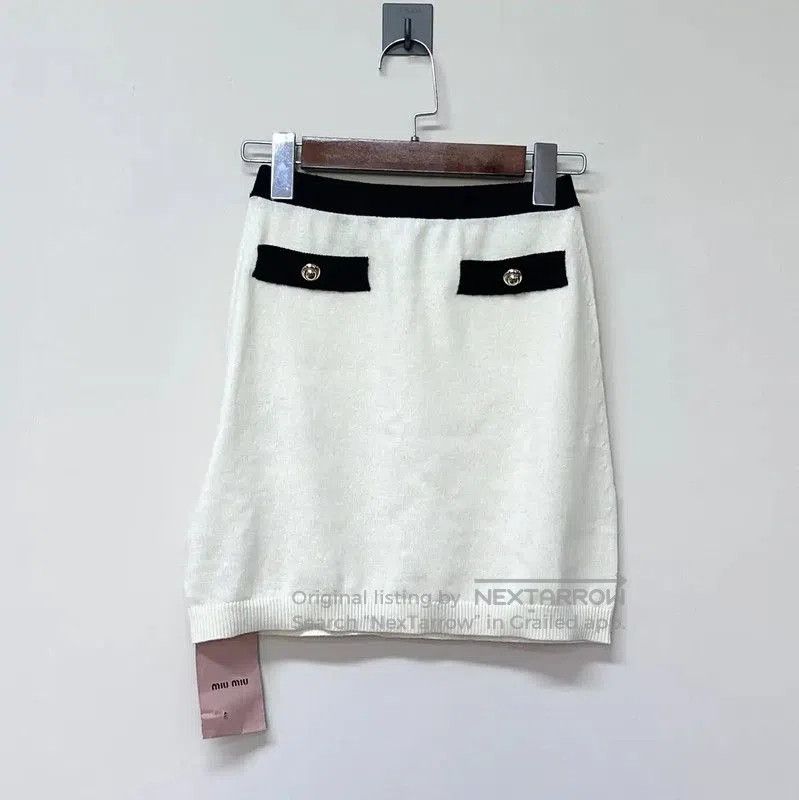 Miu Miu Miu Miu White Cashmere Mini Skirt . Size 22" - 1 Thumbnail