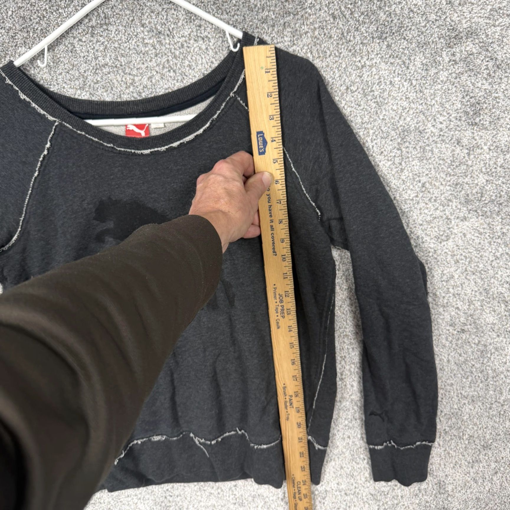 Puma PUMA Sweatshirt Small Logo Pullover Women Raglan Sleeve Graphic Print Crew Neck Casual Activewear Fall Winter Gray Charcoal Size S / US 4 / IT 40 - 2 Thumbnail