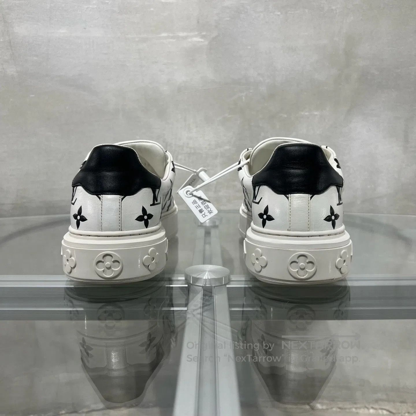 Louis Vuitton Louis Vuitton time out black and white full print shoes Size US 5.5 / IT 35.5 - 6 Thumbnail