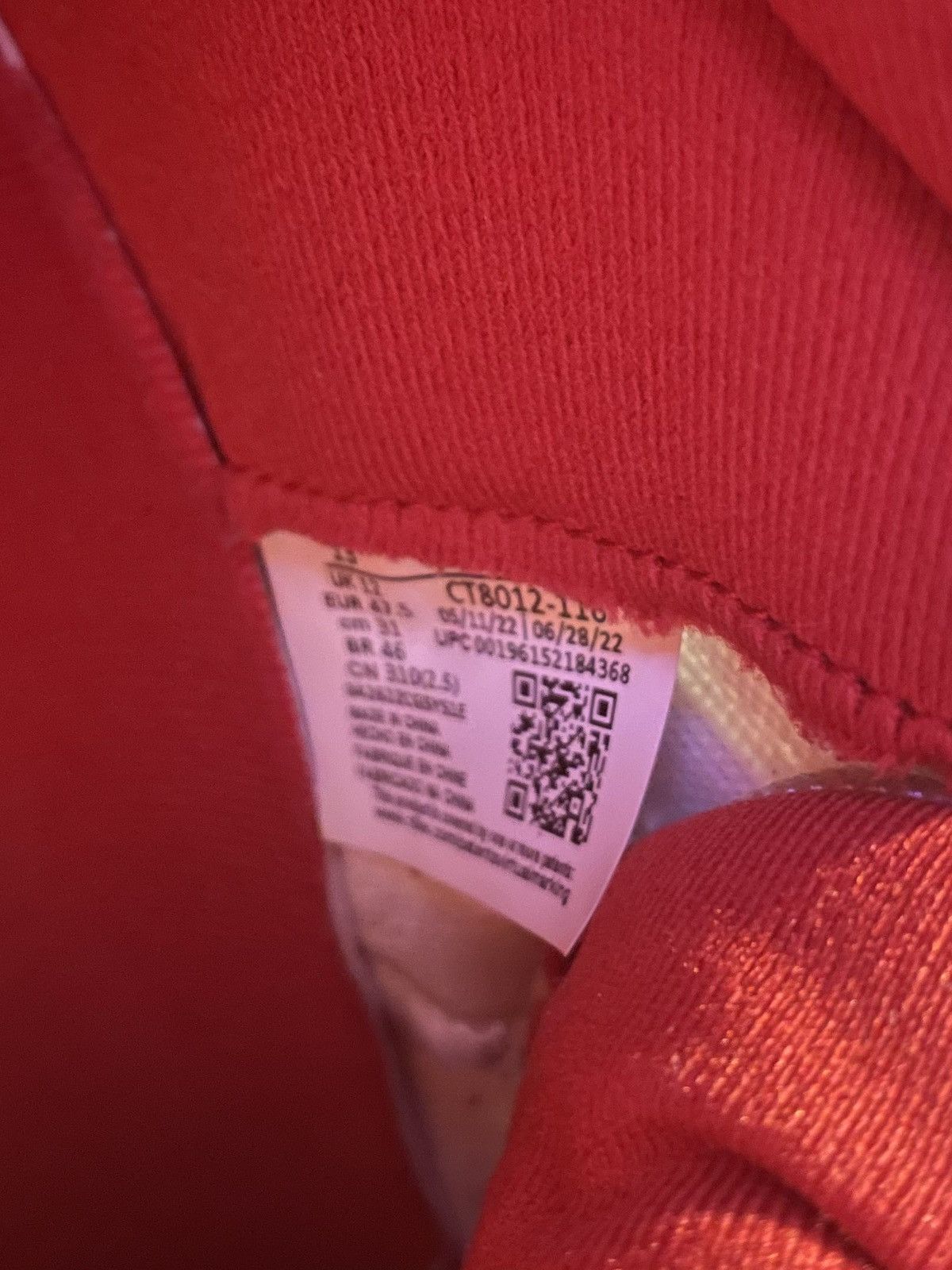 Jordan Brand × Nike Cherry 11s - Jordan 11 Size US 13 / EU 46 - 7 Thumbnail