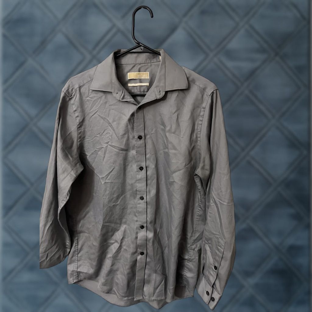Michael Kors VINTAGE Michael Kors Shirt Men Button-Up 15.5 32/33 Gray Long Sleeve Non-Iron Modern Casual Mens Size US M / EU 48-50 / 2 - 1 Thumbnail